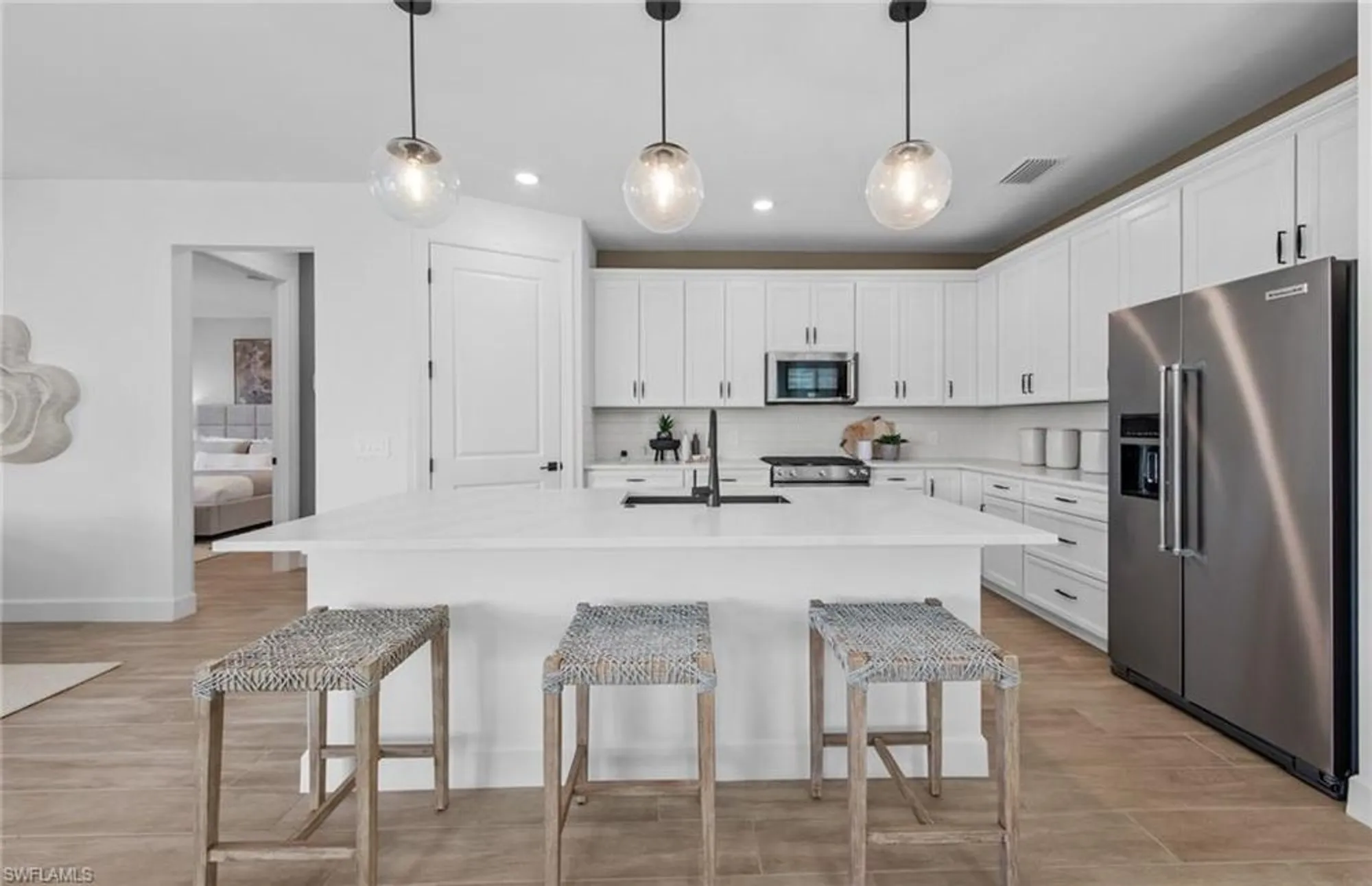 Property Slideshow image 4 of 30 | 12599 quartz dr, Alva, FL, 33920