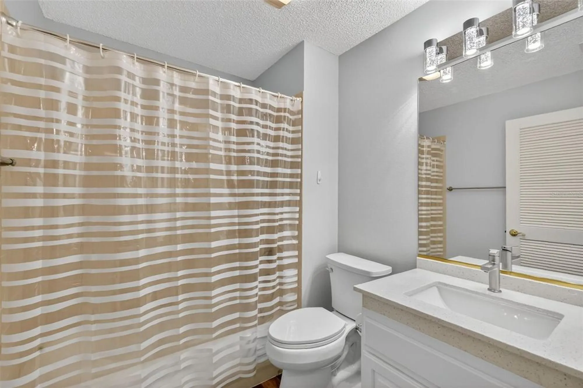 Property Slideshow image 22 of 35 | 511 loma paseo dr, The Villages, FL, 32159