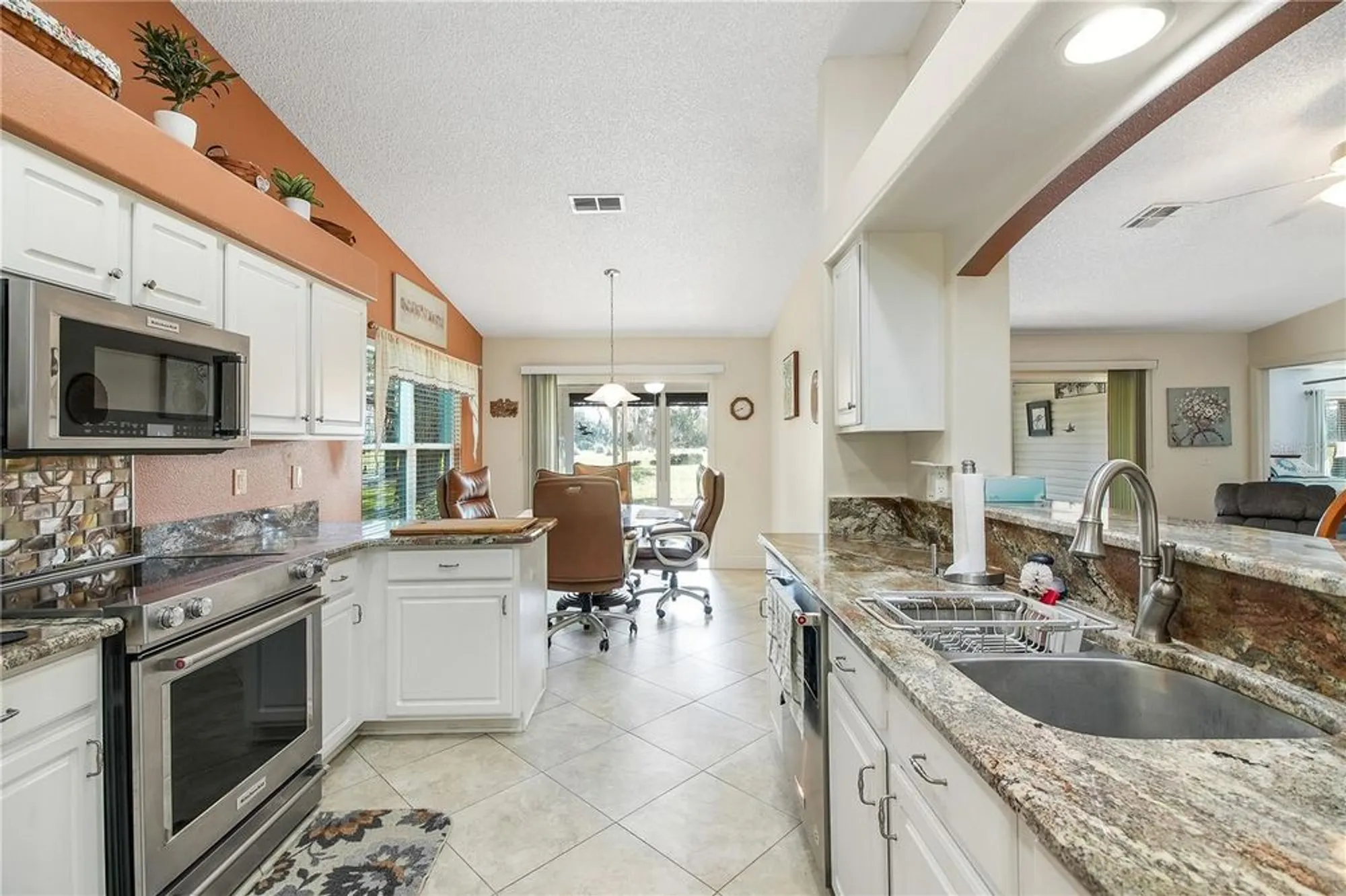 Property Slideshow image 28 of 57 | 548 grand vista trl, Leesburg, FL, 34748