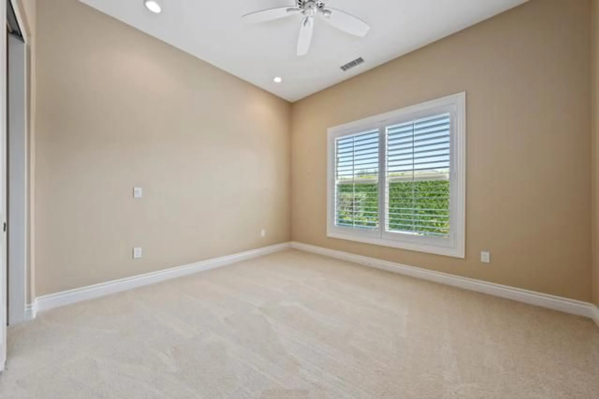 Property Slideshow image 22 of 35 | 82707 woodcreek ct, Indio, CA, 92201
