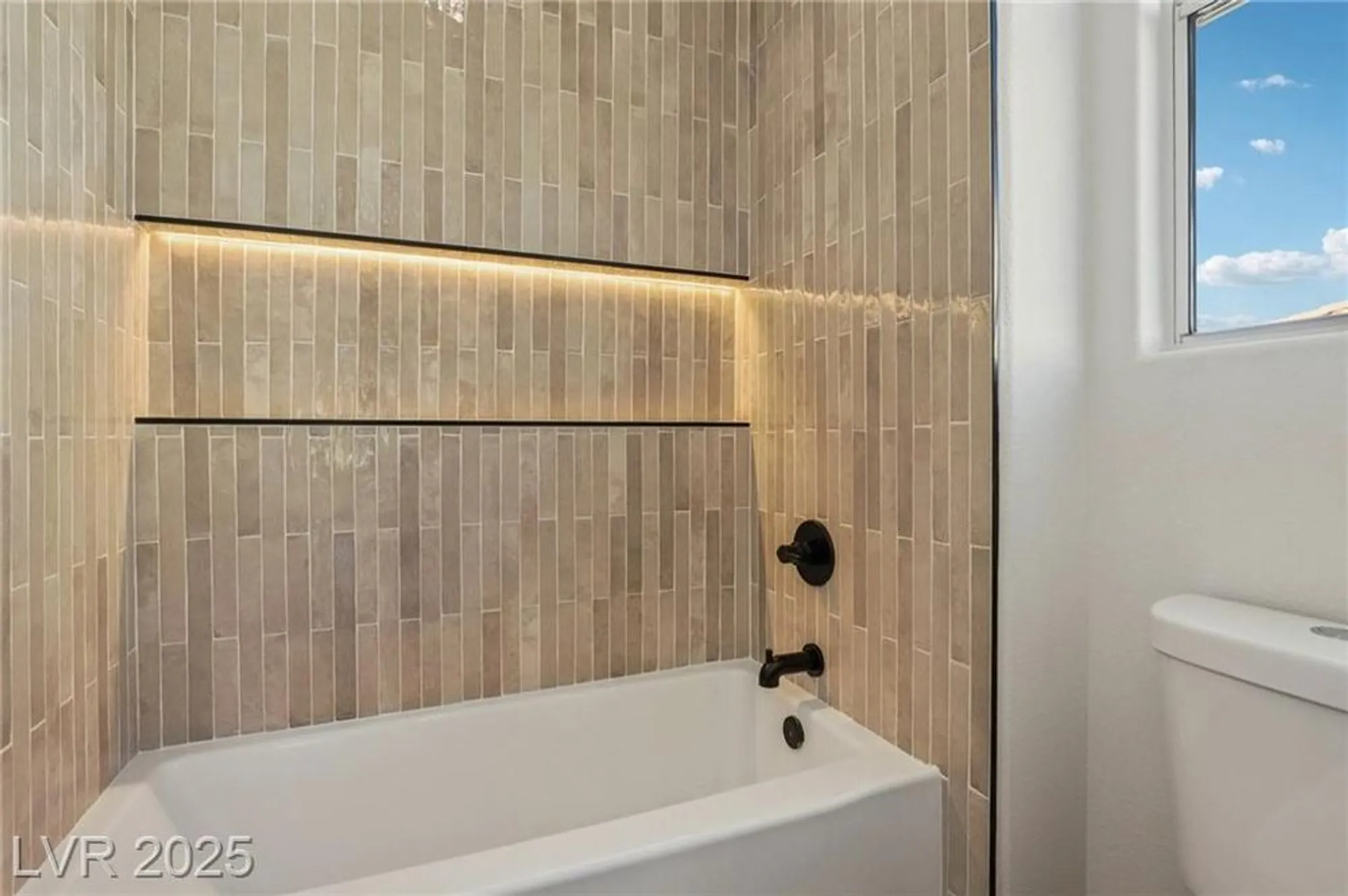 Property Slideshow image 49 of 82 | 2386 hardin ridge dr, Henderson, NV, 89052