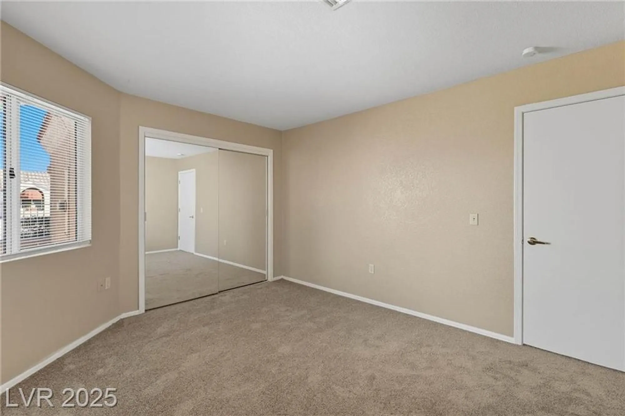 Property Slideshow image 24 of 42 | 2501 showcase dr, Las Vegas, NV, 89134