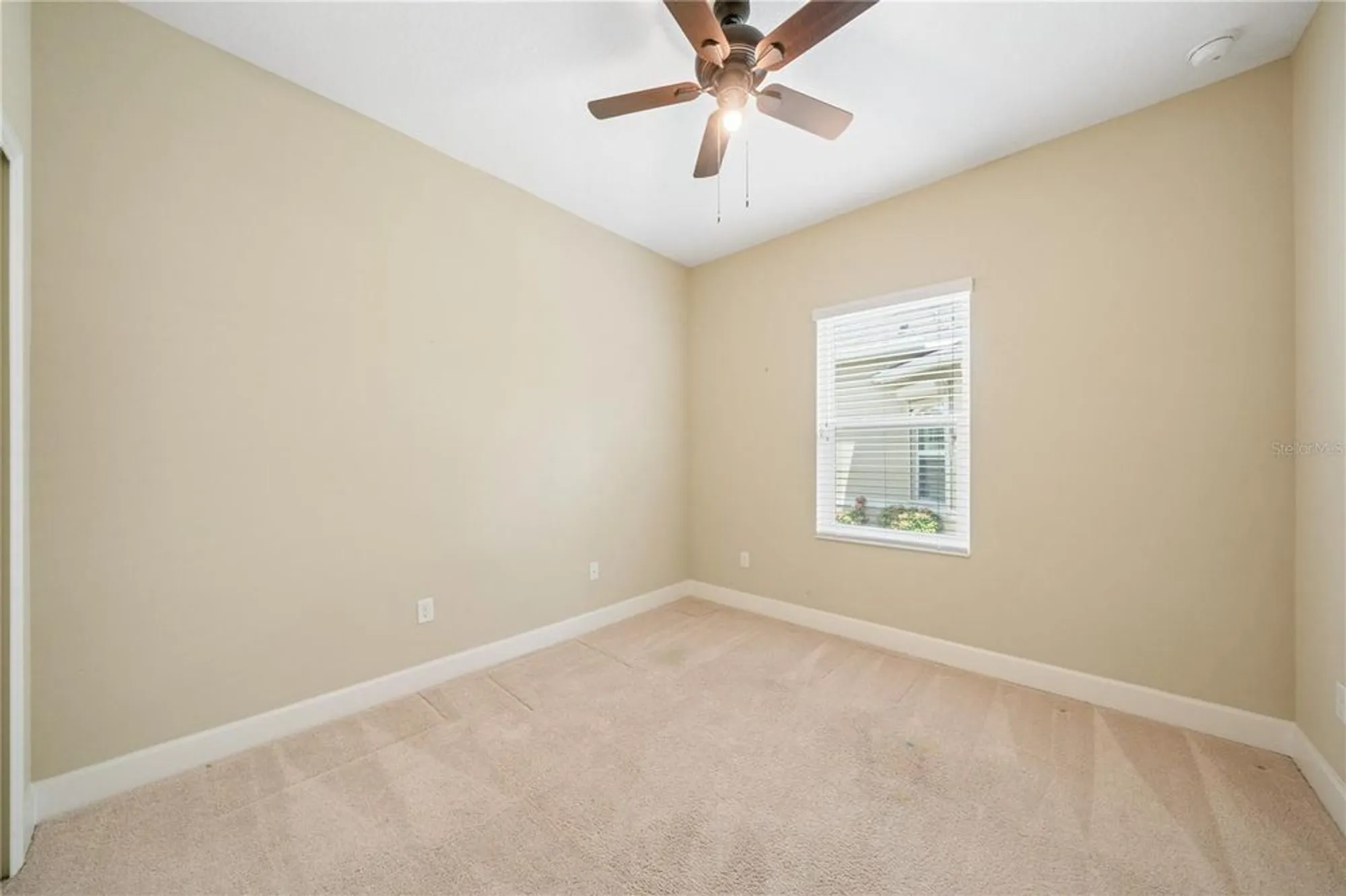 Property Slideshow image 33 of 57 | 802 chipper dr, Sun City Center, FL, 33573