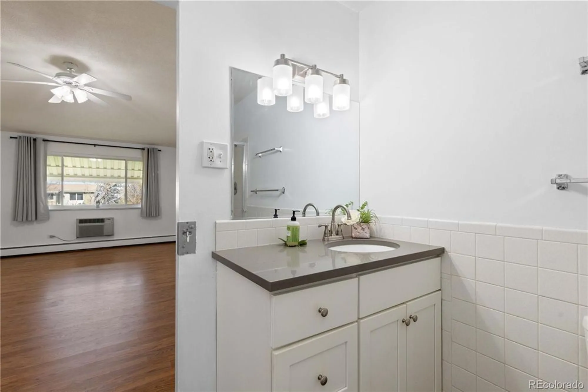 Property Slideshow image 22 of 48 | 755 s alton way 9d, Denver, CO, 80247
