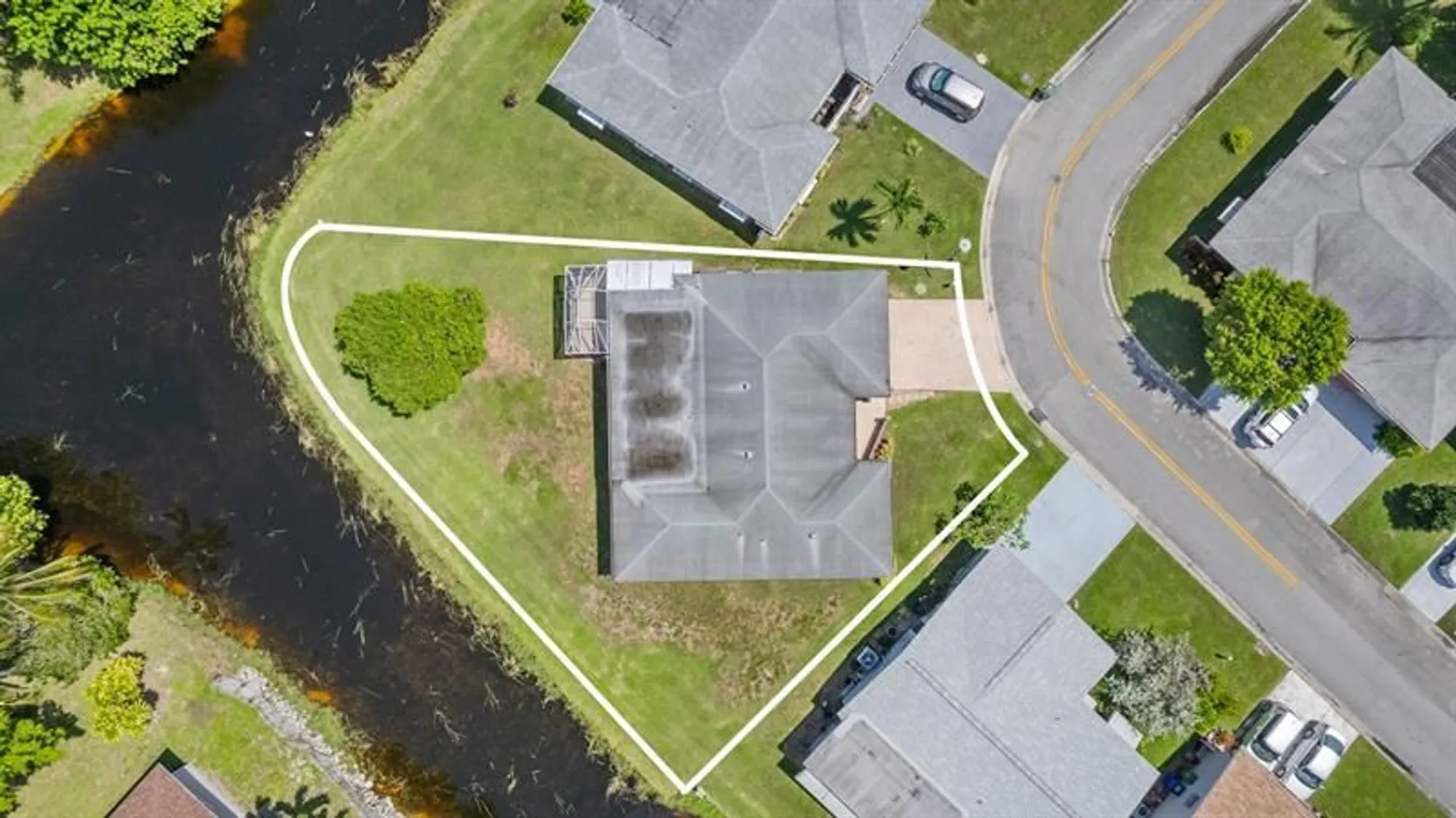 Property Slideshow image 31 of 34 | 1165 nw 67th ave, Margate, FL, 33063