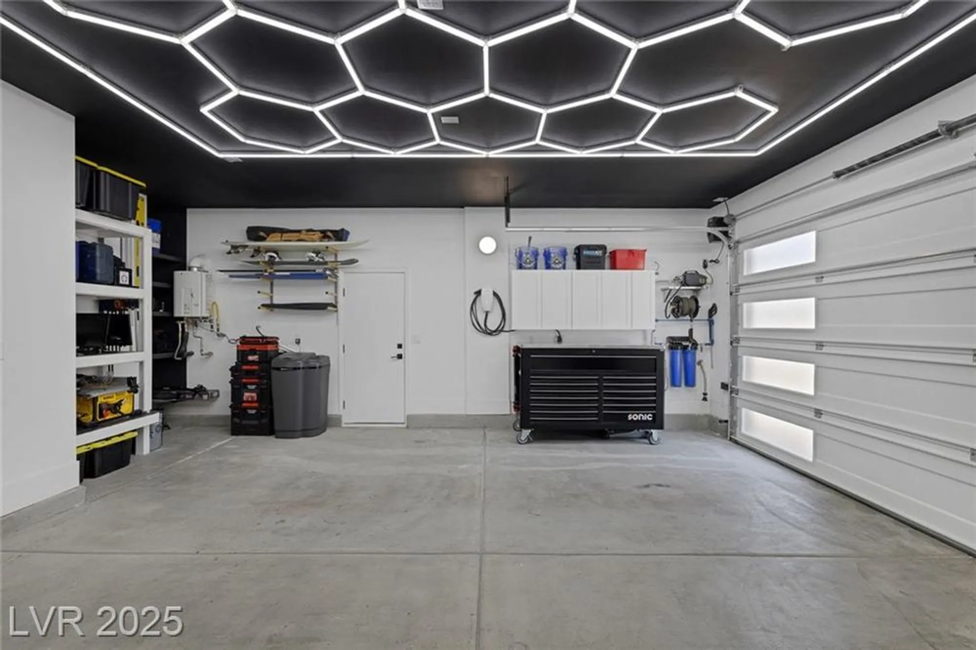 Property Slideshow image 35 of 42 | 9617 sard ln, Las Vegas, NV, 89143