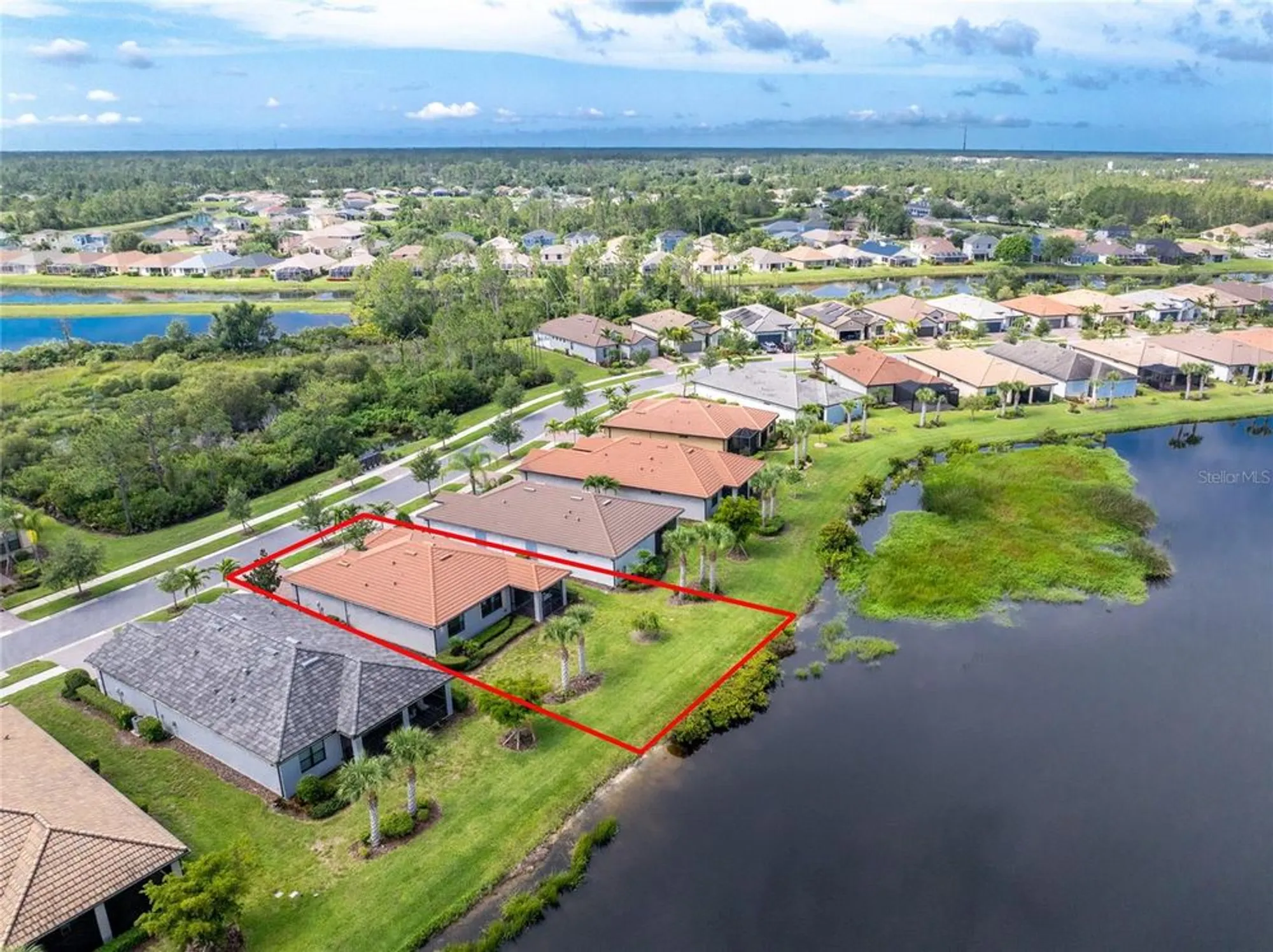 Property Slideshow image 4 of 66 | 1530 hyssop loop, North Port, FL, 34289