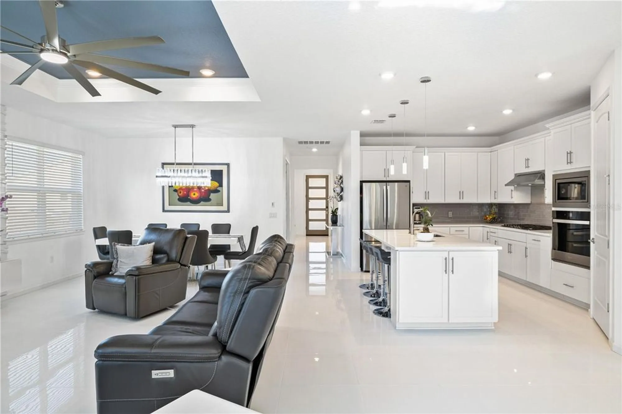 Property Slideshow image 8 of 70 | 15162 canopy cove dr, Winter Garden, FL, 34787