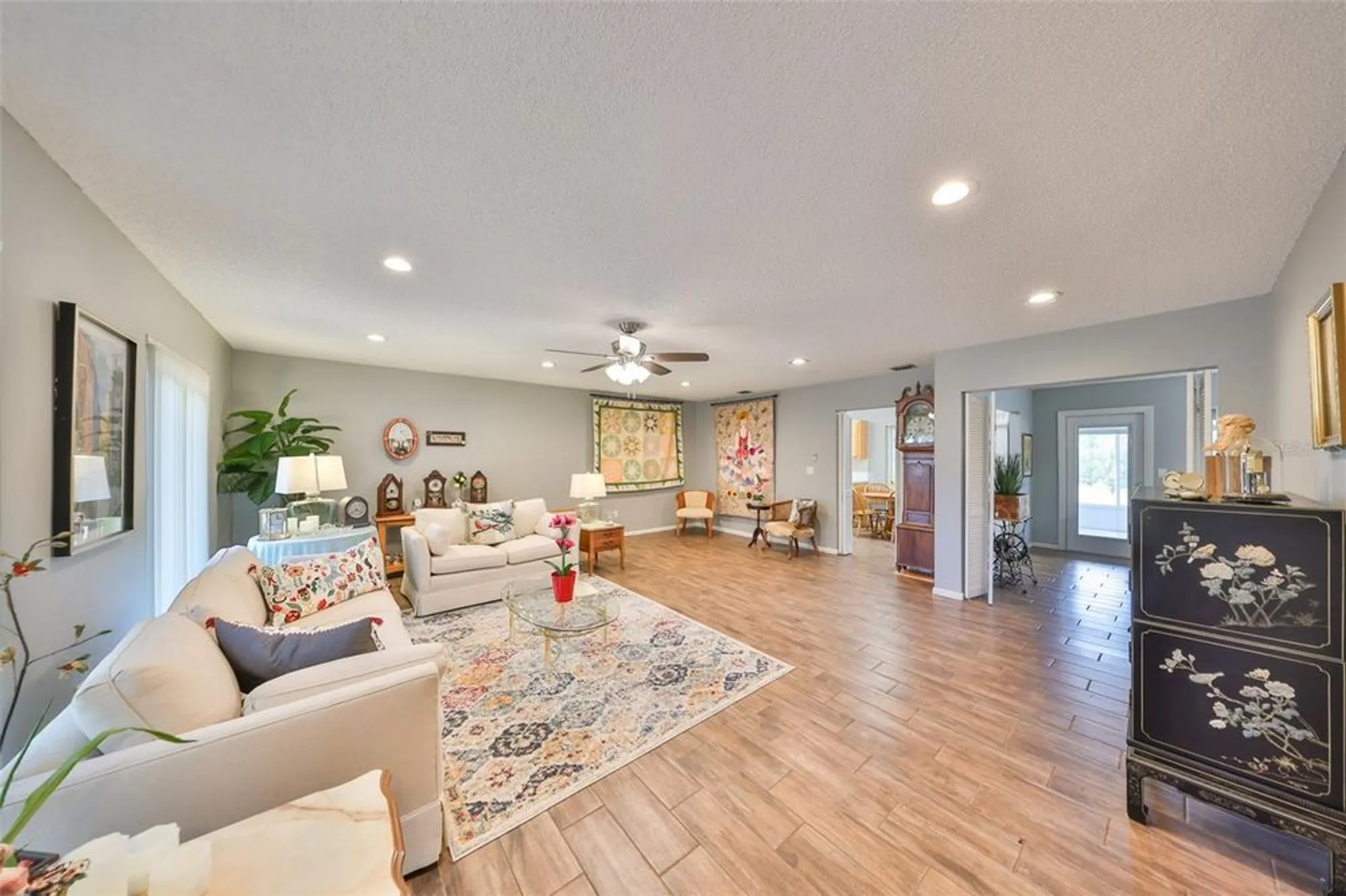 Property Slideshow image 10 of 46 | 1807 pineapple palm ct, Sun City Center, FL, 33573