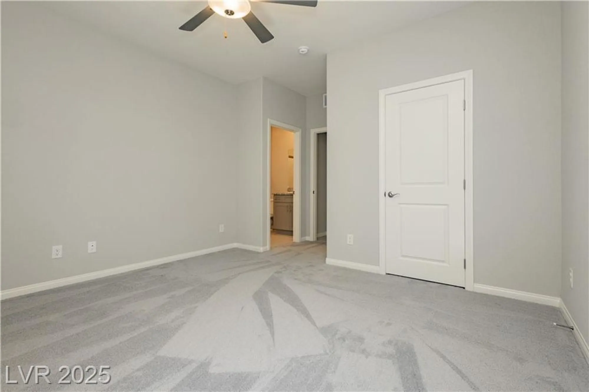 Property Slideshow image 24 of 47 | 7511 phoenix falls st, North Las Vegas, NV, 89084