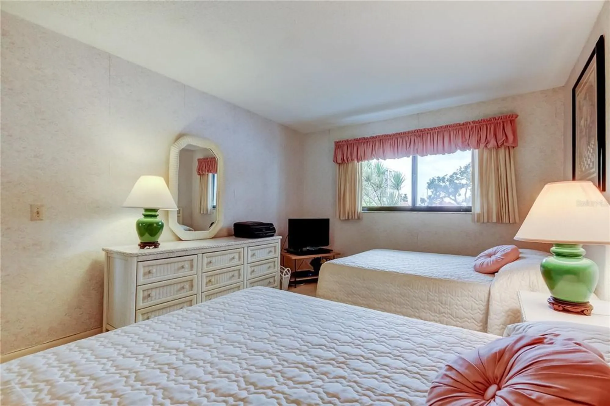 Property Slideshow image 17 of 28 | 6268 palma del mar blvd s apt 213, St Petersburg, FL, 33715
