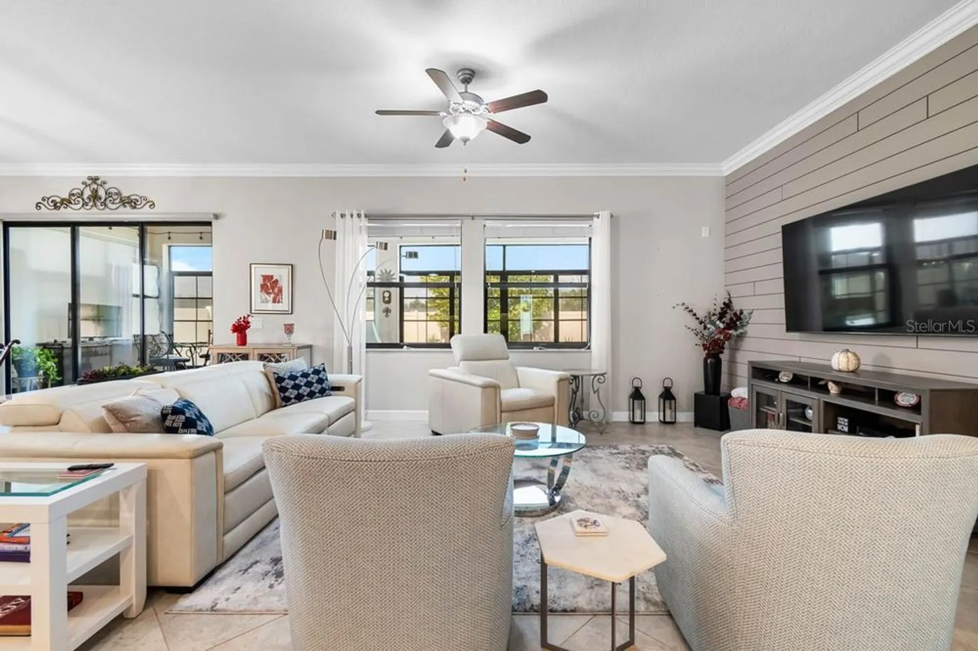 Property Slideshow image 16 of 56 | 5410 story grass ct, Wimauma, FL, 33598