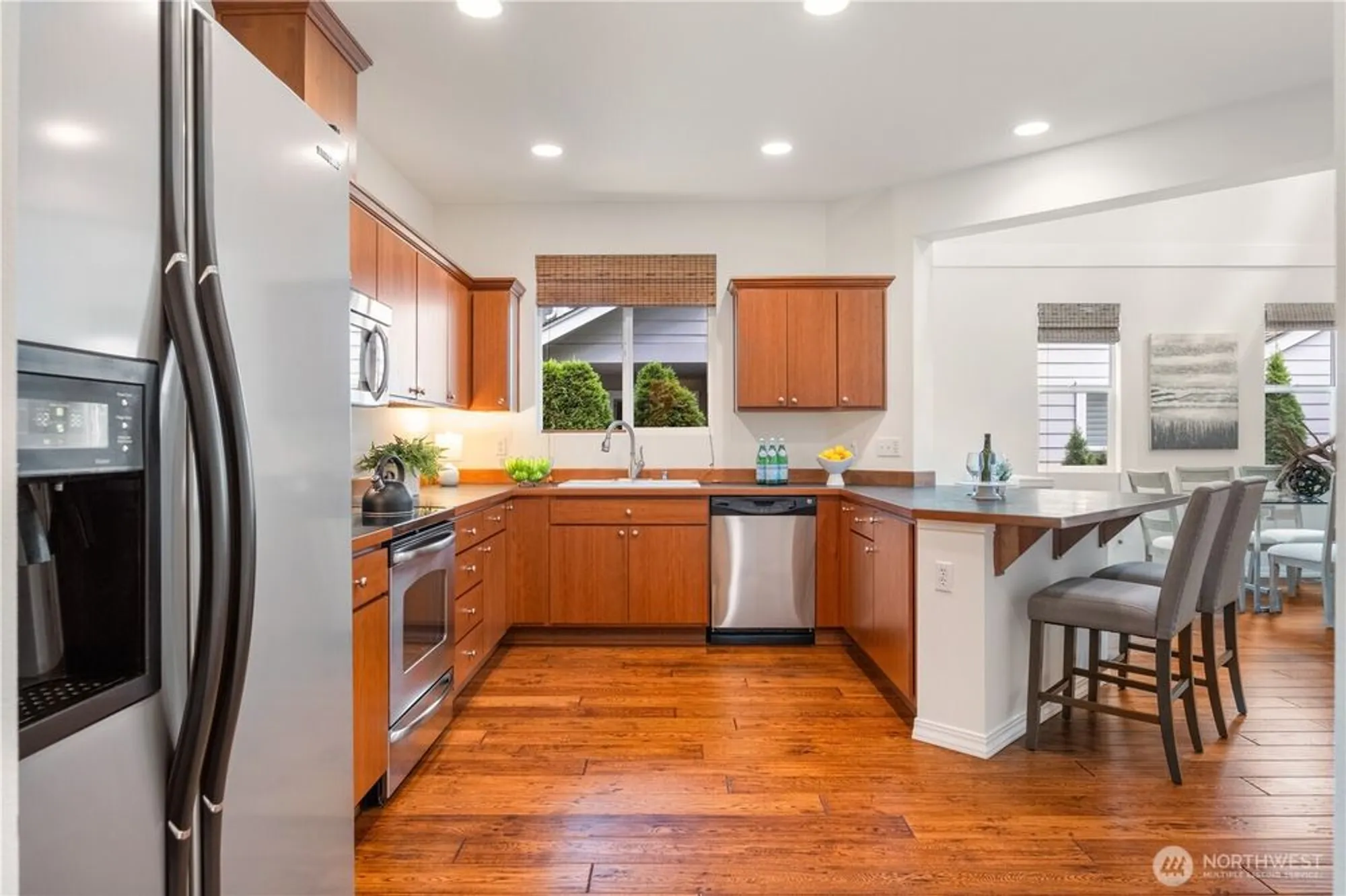 Property Slideshow image 8 of 32 | 24239 ne 130th pl, Redmond, WA, 98053