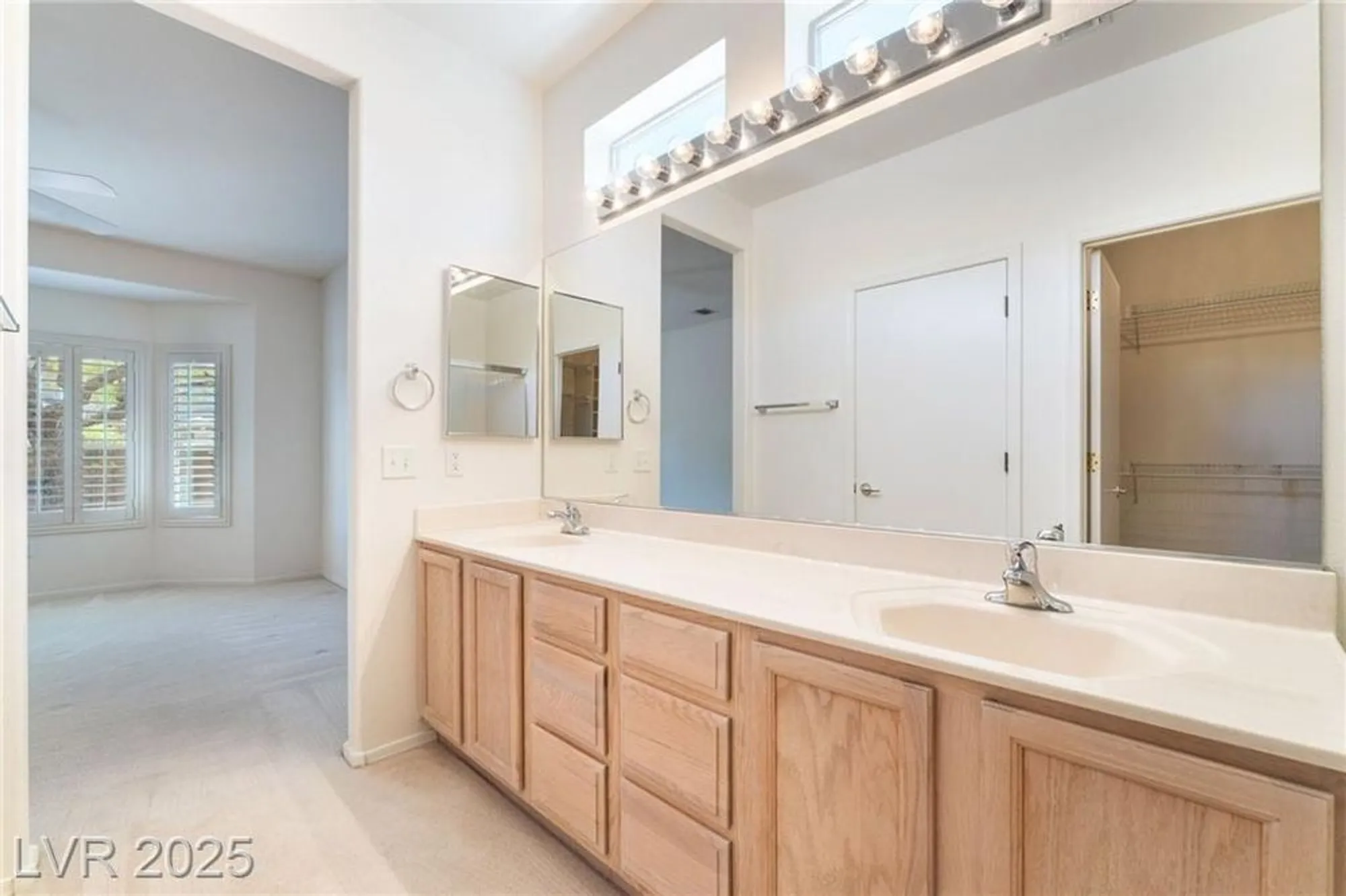 Property Slideshow image 14 of 34 | 1781 cypress lake ct, Henderson, NV, 89012