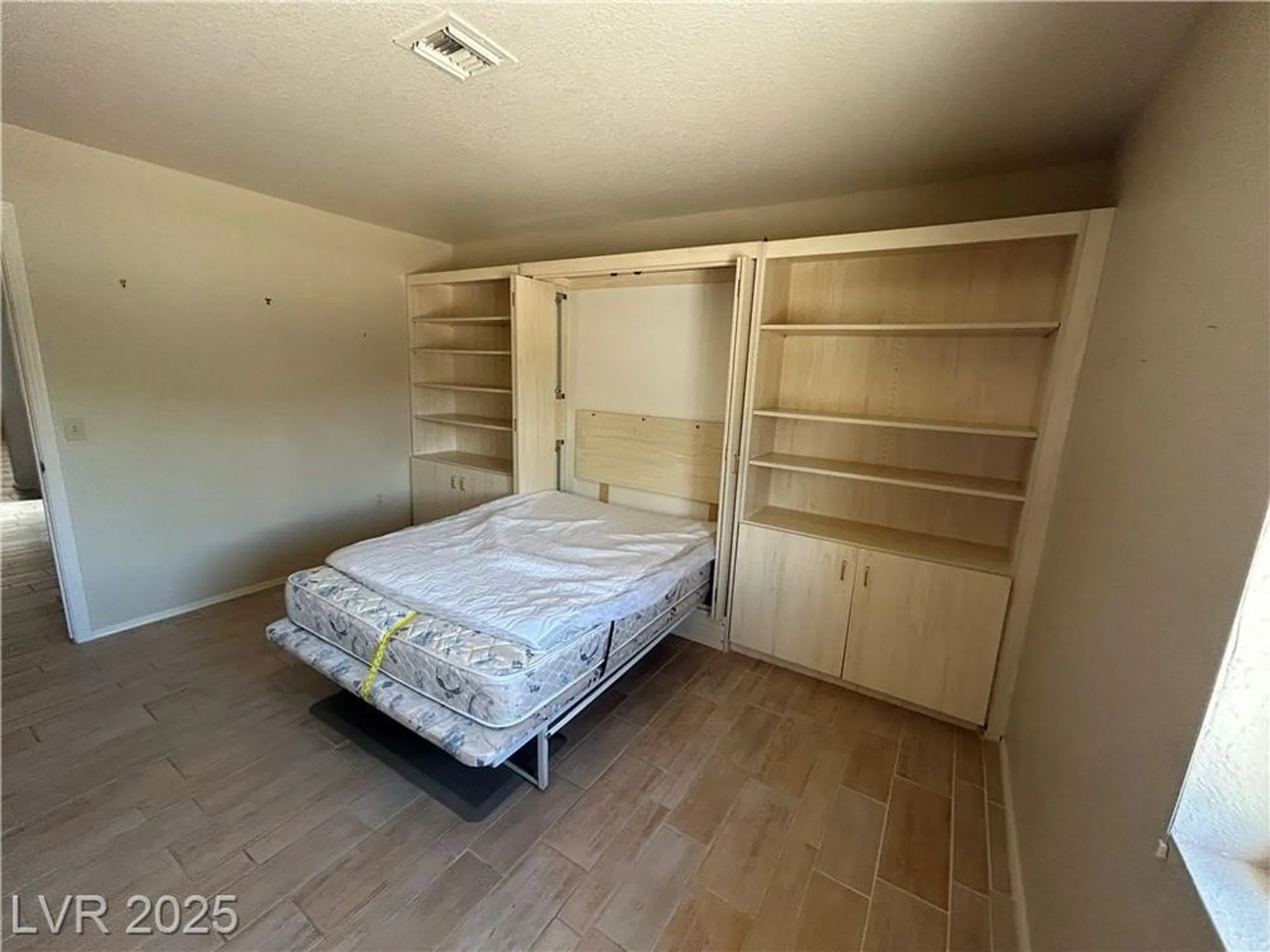 Property Slideshow image 8 of 22 | 9048 litchfield ave, Las Vegas, NV, 89134