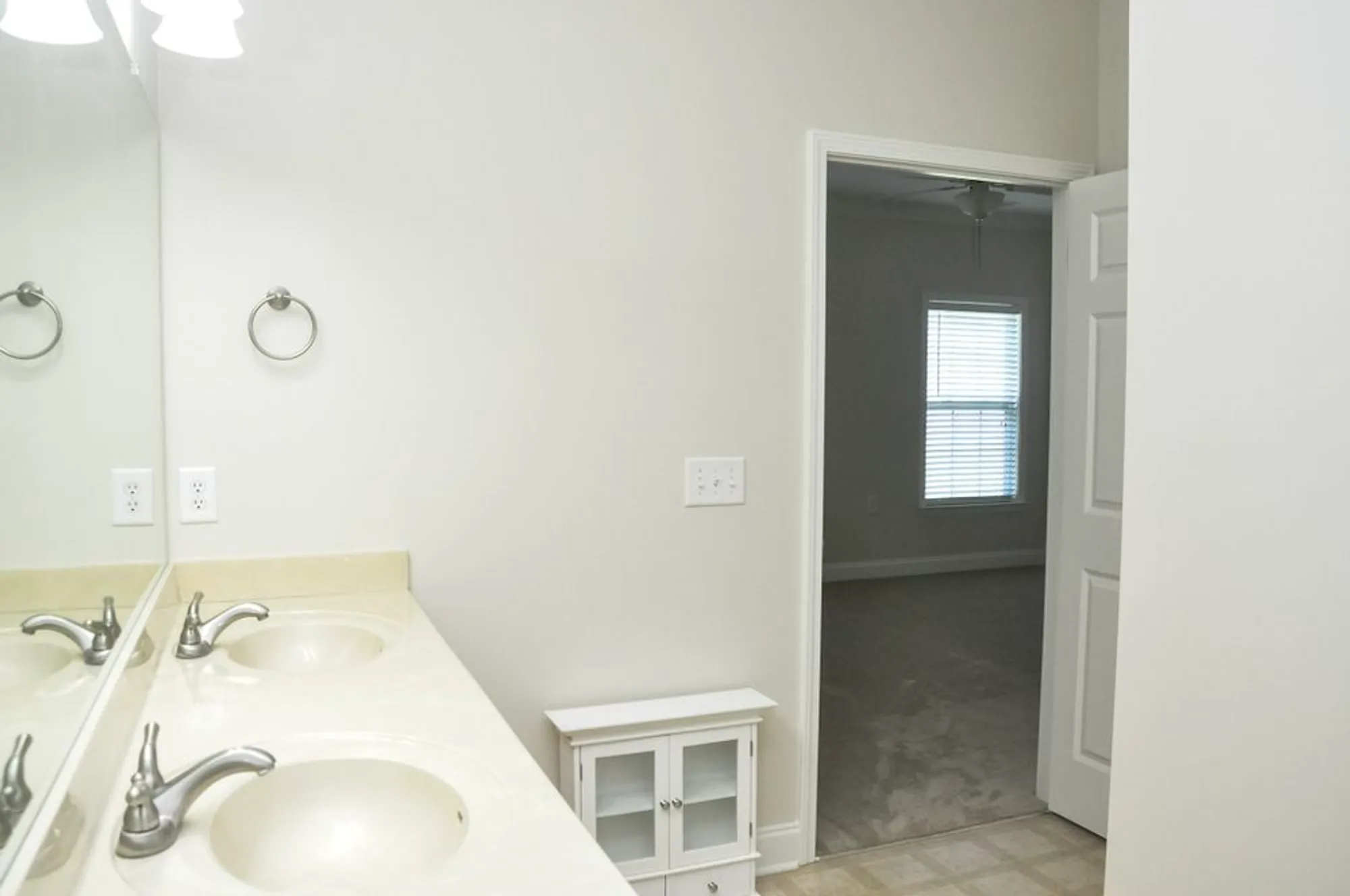 Property Slideshow image 23 of 32 | 262 wrennewood ln, Franklin, TN, 37064