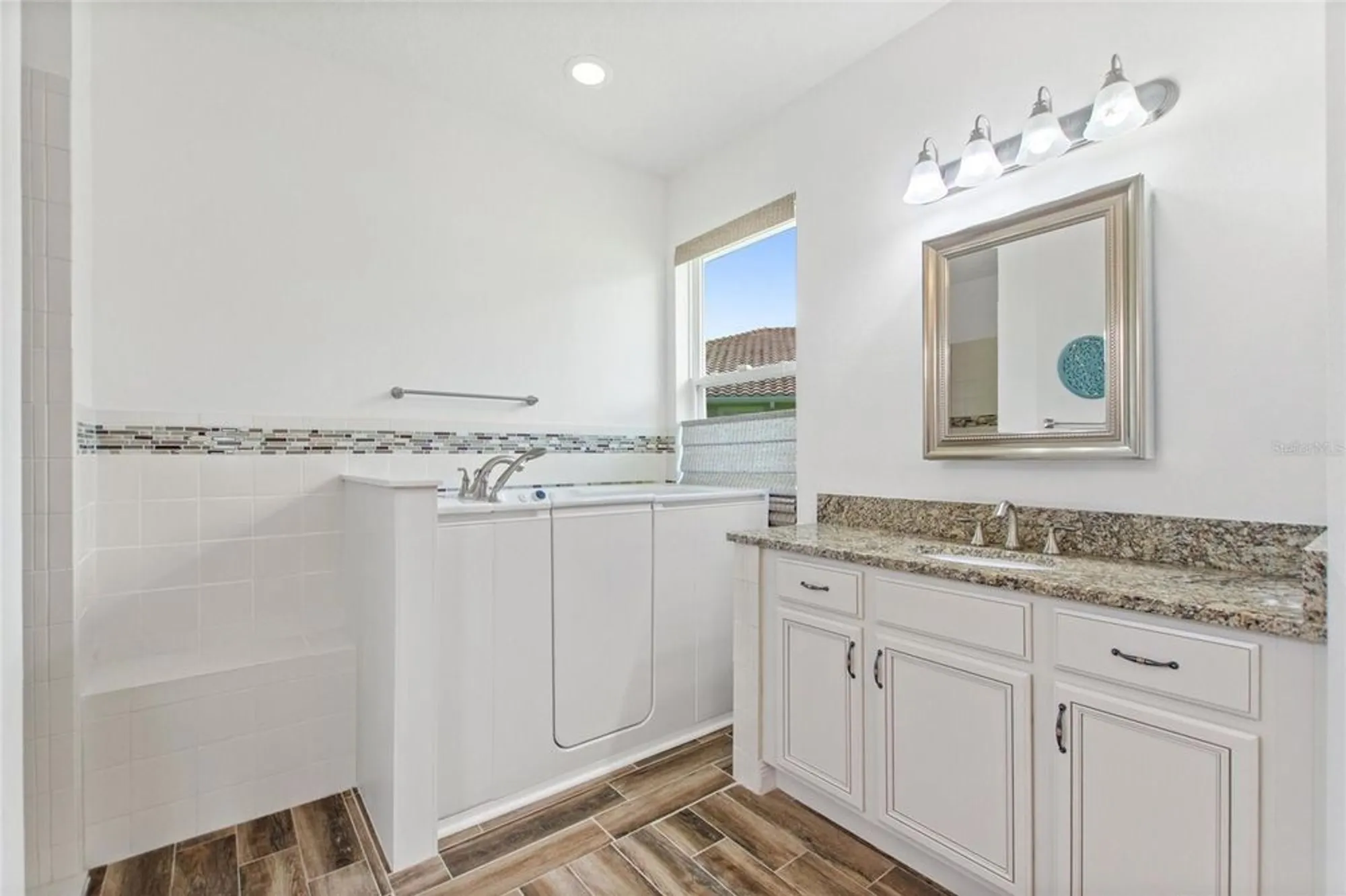 Property Slideshow image 28 of 99 | 346 treviso dr, Kissimmee, FL, 34759