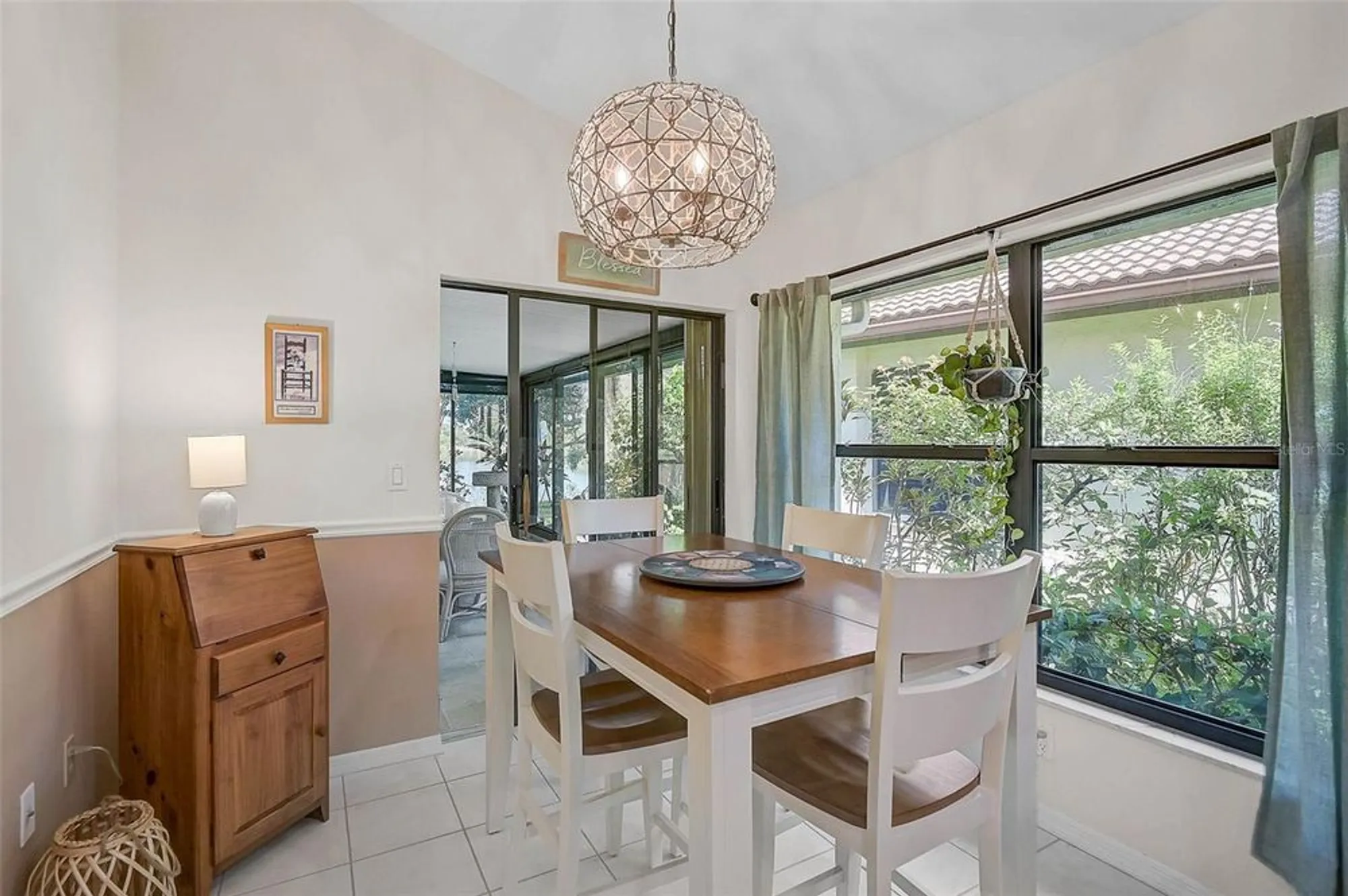 Property Slideshow image 19 of 50 | 7363 oak moss dr # 33, Sarasota, FL, 34241