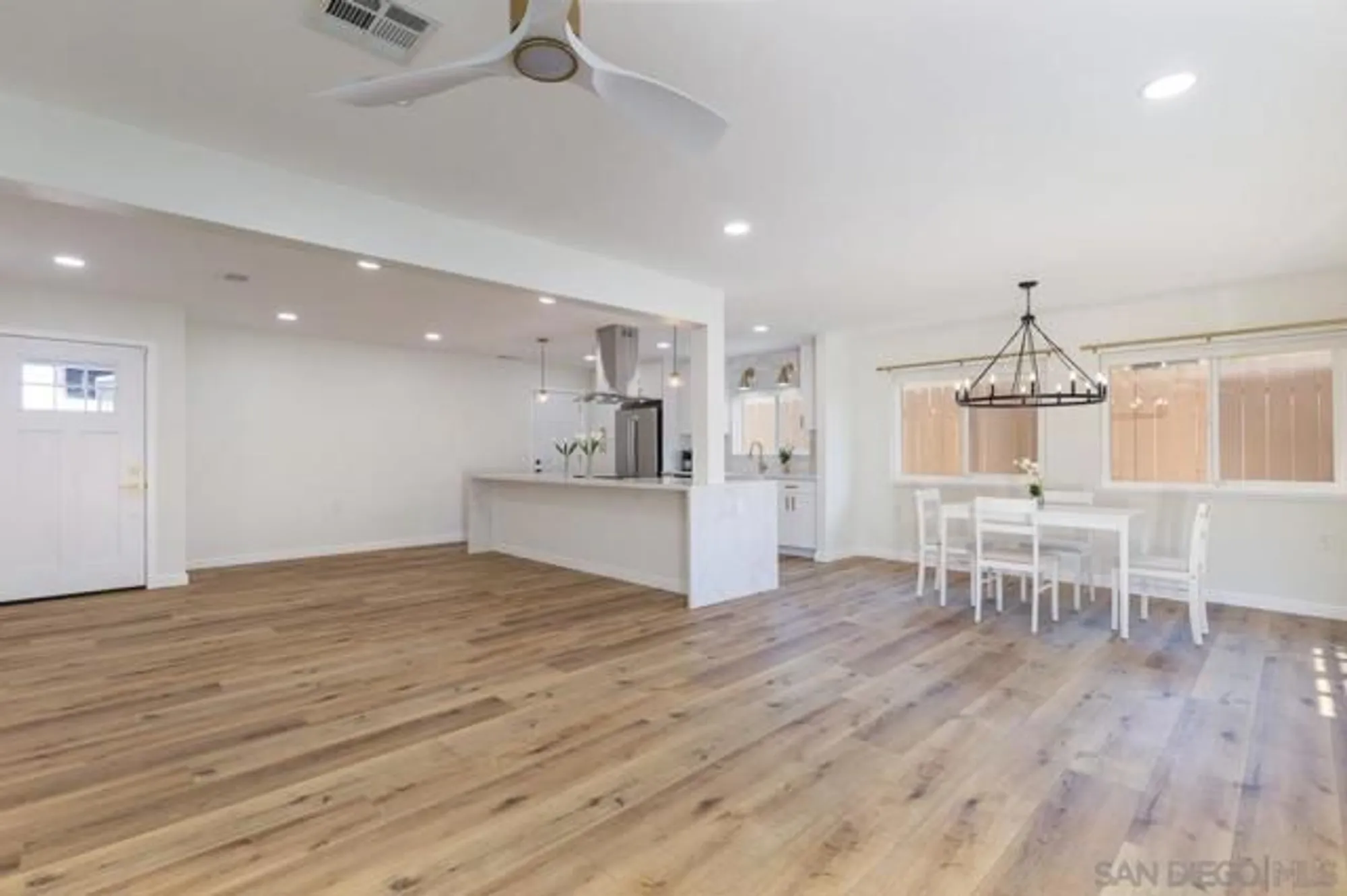 Property Slideshow image 6 of 26 | 12365 horado rd, San Diego, CA, 92128