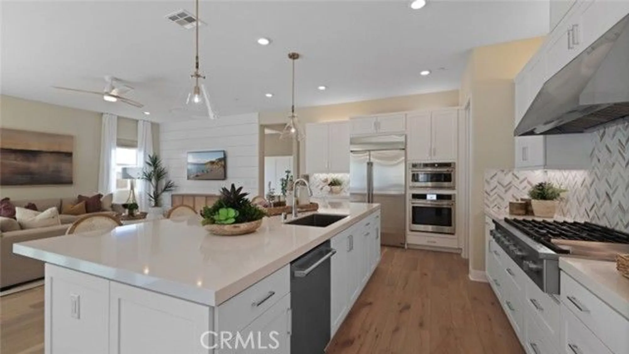 Property Slideshow image 4 of 27 | 29388 via destello, Valencia, CA, 91354