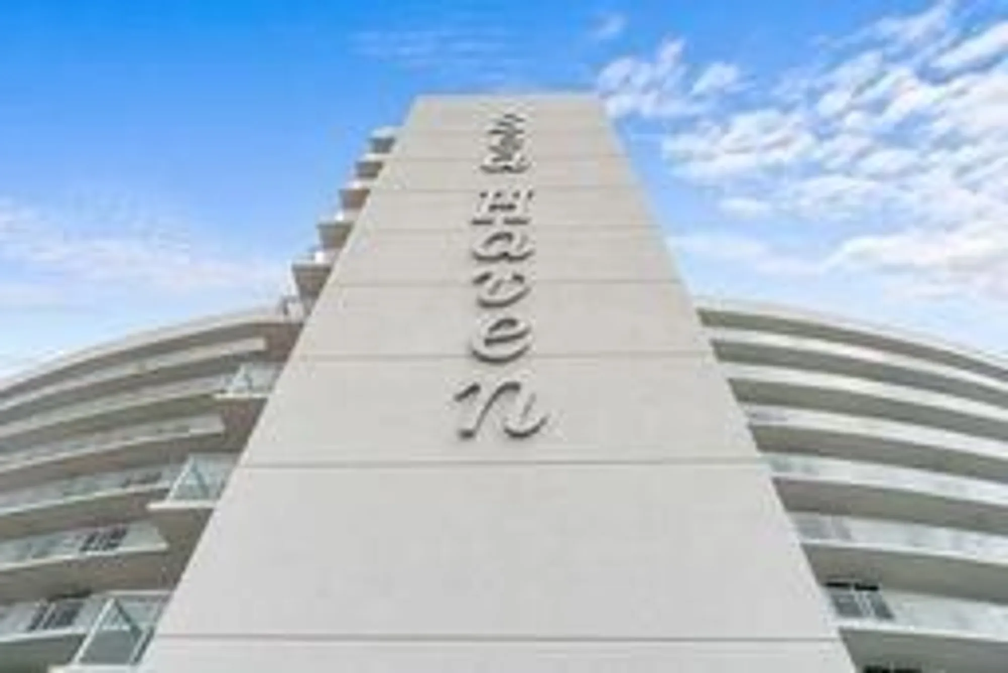 Property Slideshow image 1 of 43 | 2731 ne 14th street cswy 710, Pompano Beach, FL, 33062