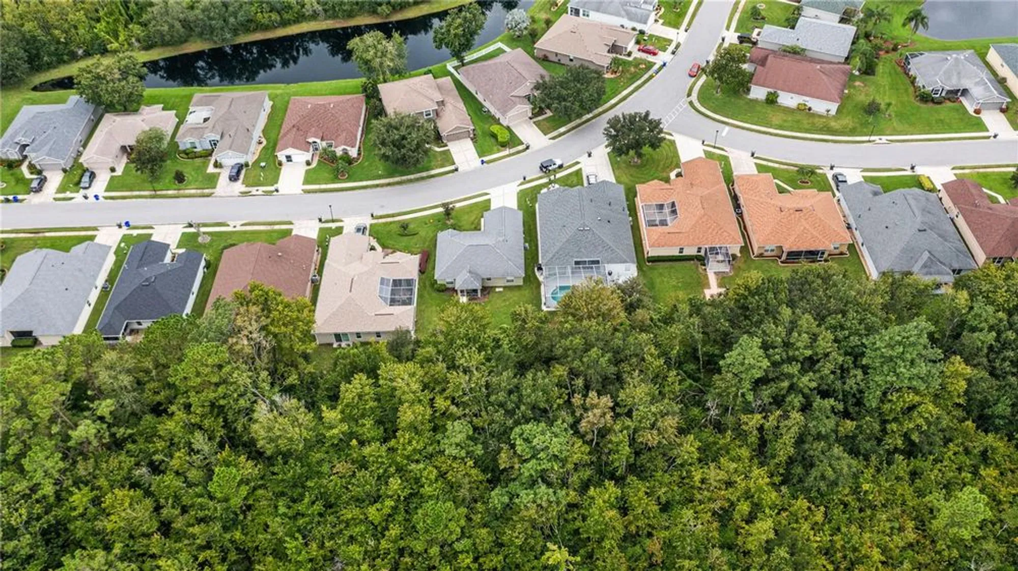 Property Slideshow image 32 of 40 | 3102 bellflower way, Lakeland, FL, 33811