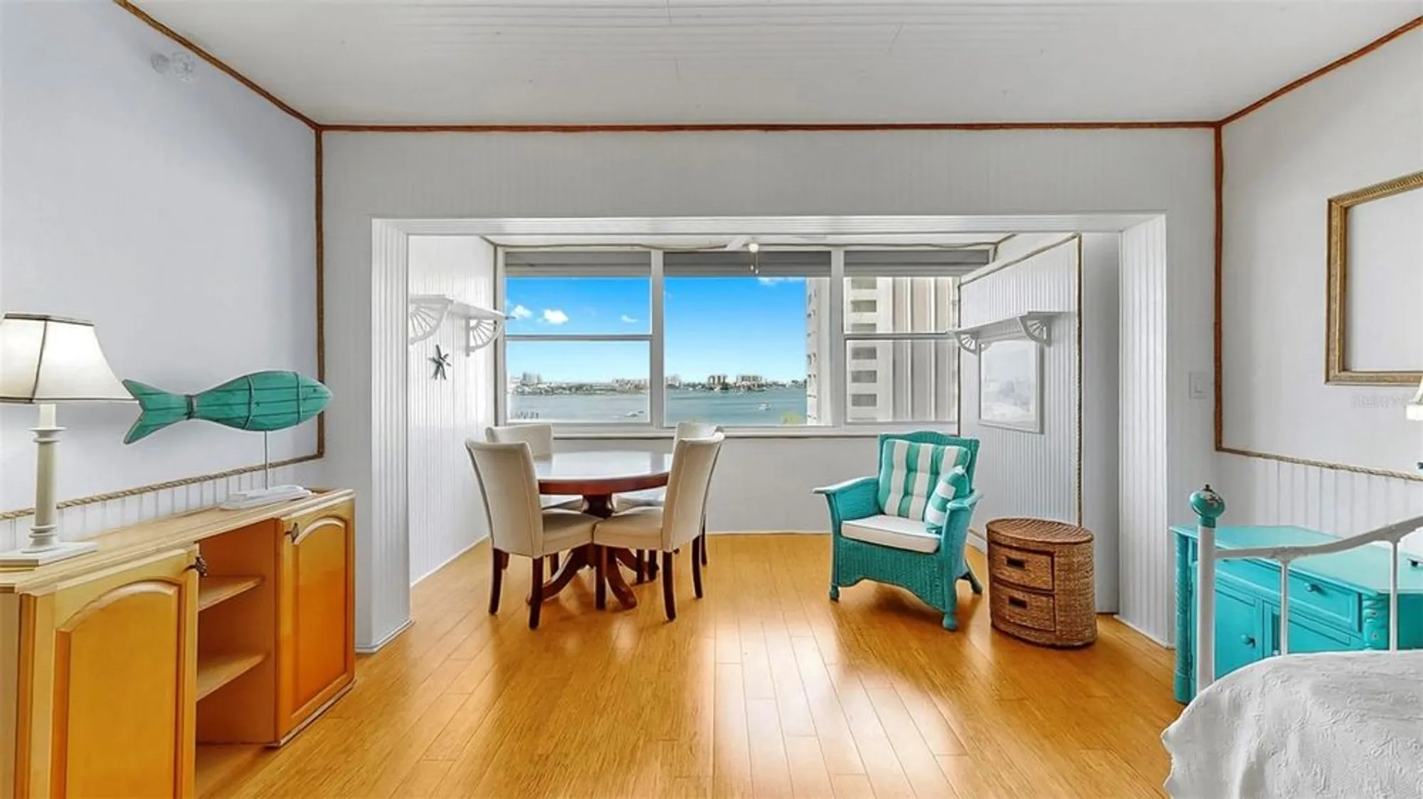 Property Slideshow image 30 of 46 | 4550 cove cir apt 605, Saint Petersburg, FL, 33708