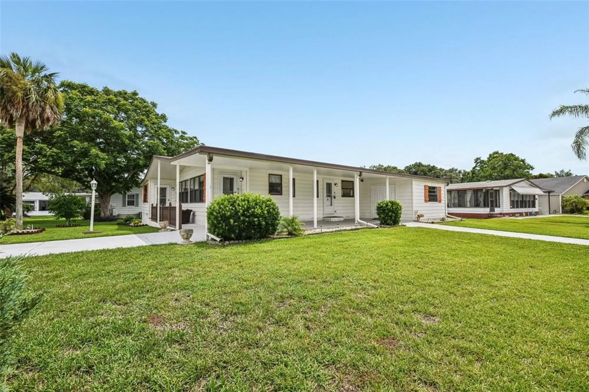Property Slideshow image 23 of 58 | 1802 petunia ln, The Villages, FL, 32159