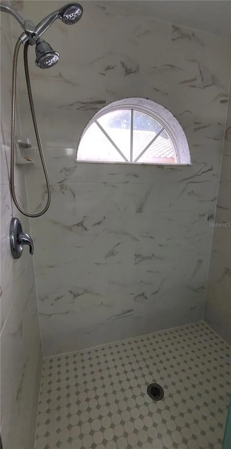 Property Slideshow image 27 of 28 | 5508 83rd ter, Sarasota, FL, 34243