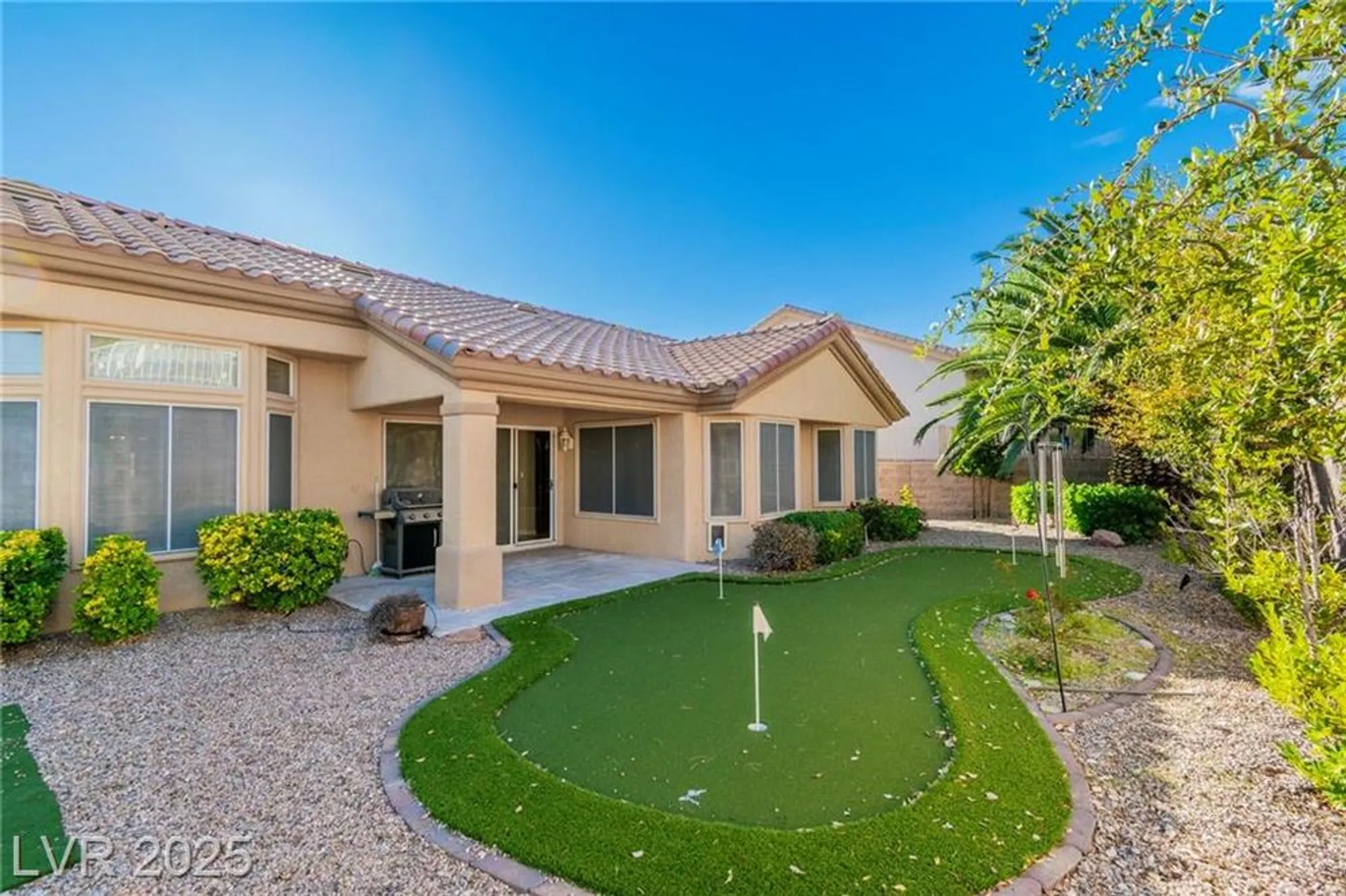 Property Slideshow image 22 of 30 | 10400 georgetown pl, Las Vegas, NV, 89134