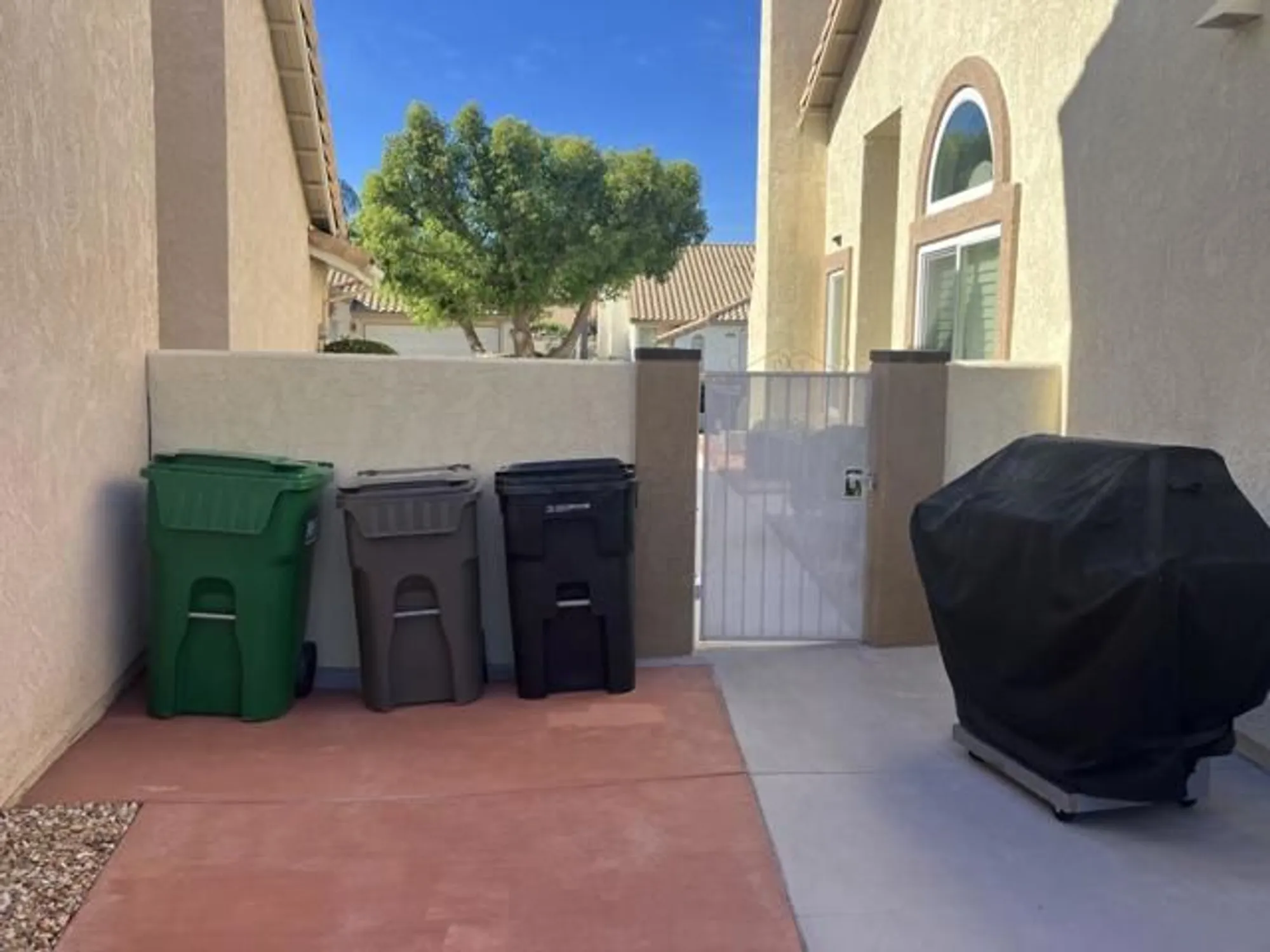 Property Slideshow image 11 of 90 | 6063 pebble beach dr, Banning, CA, 92220