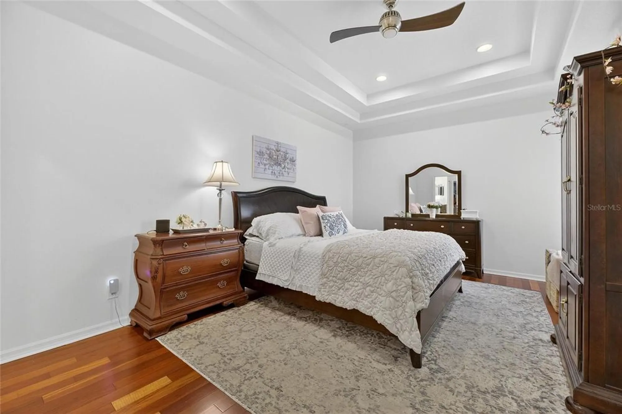 Property Slideshow image 30 of 100 | 5612 golden isles dr, Apollo Beach, FL, 33572