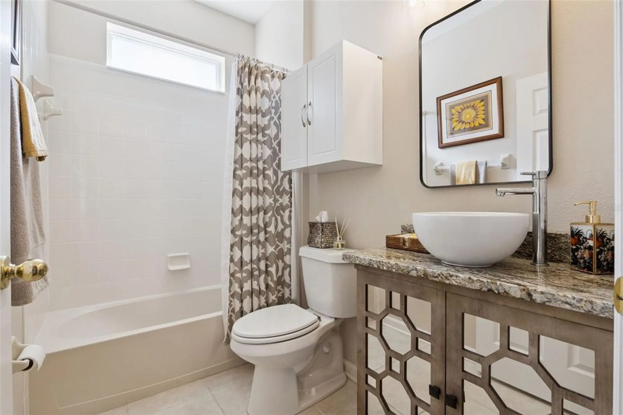 Property Slideshow image 21 of 48 | 513 heron point way, Deland, FL, 32724