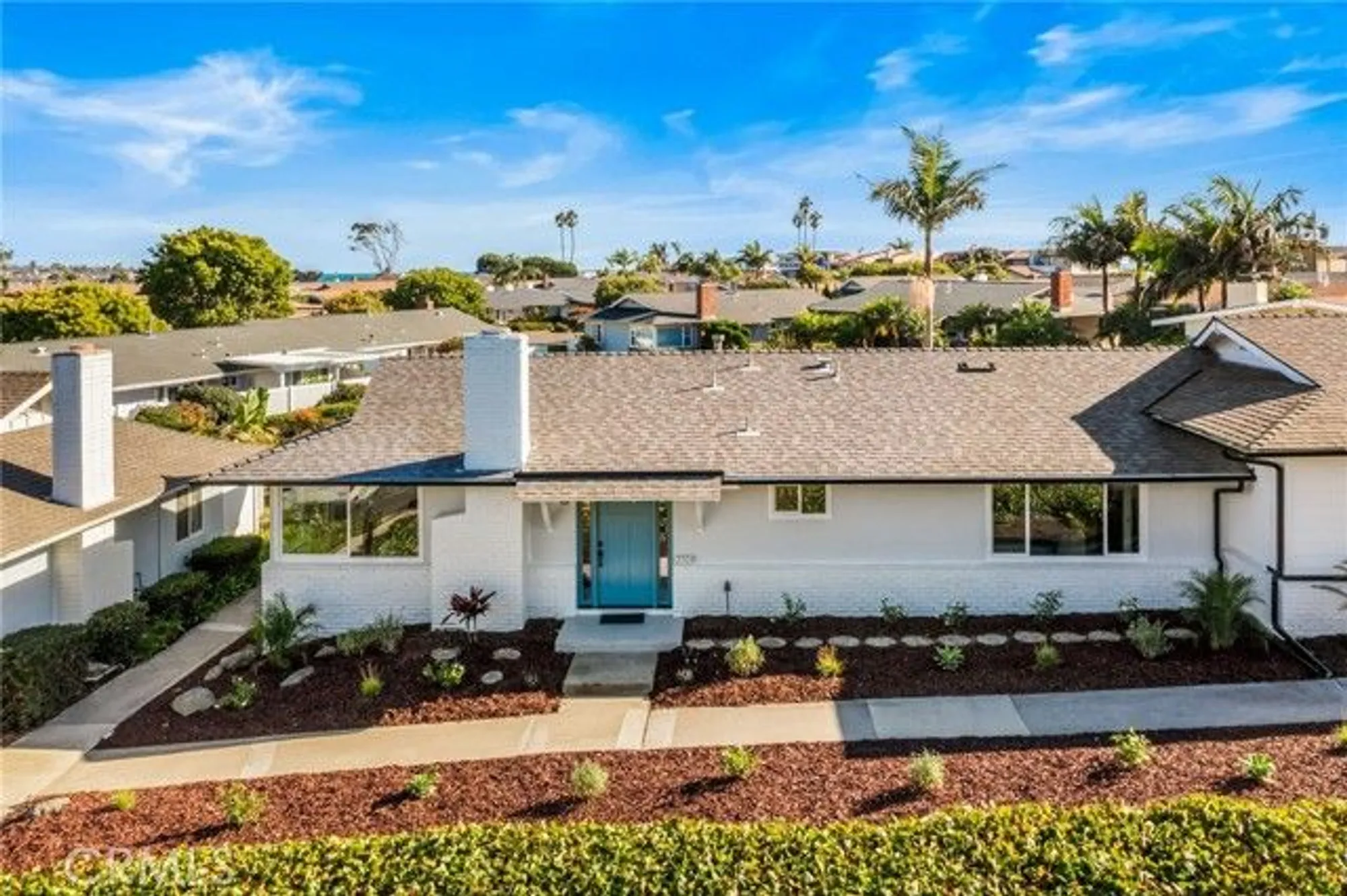 Property Slideshow image 2 of 33 | 2903 camino capistrano 10, San Clemente, CA, 92672