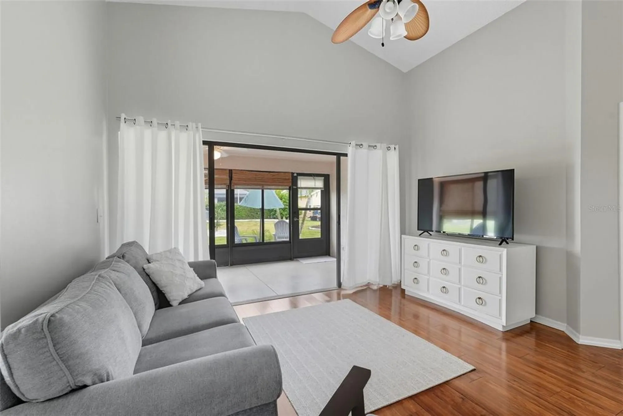 Property Slideshow image 29 of 32 | 1603 e del webb blvd, Sun City Center, FL, 33573