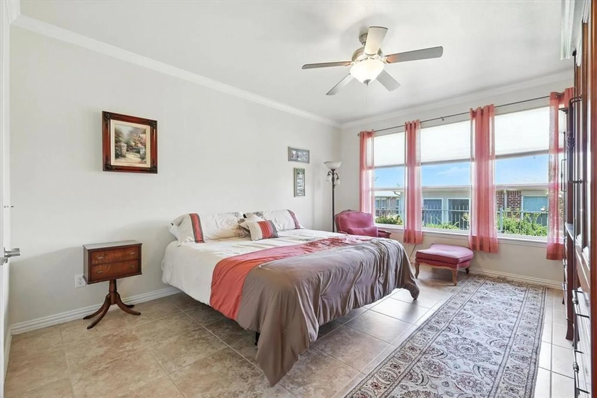 Property Slideshow image 18 of 40 | 2528 oyster bay dr, Frisco, TX, 75036