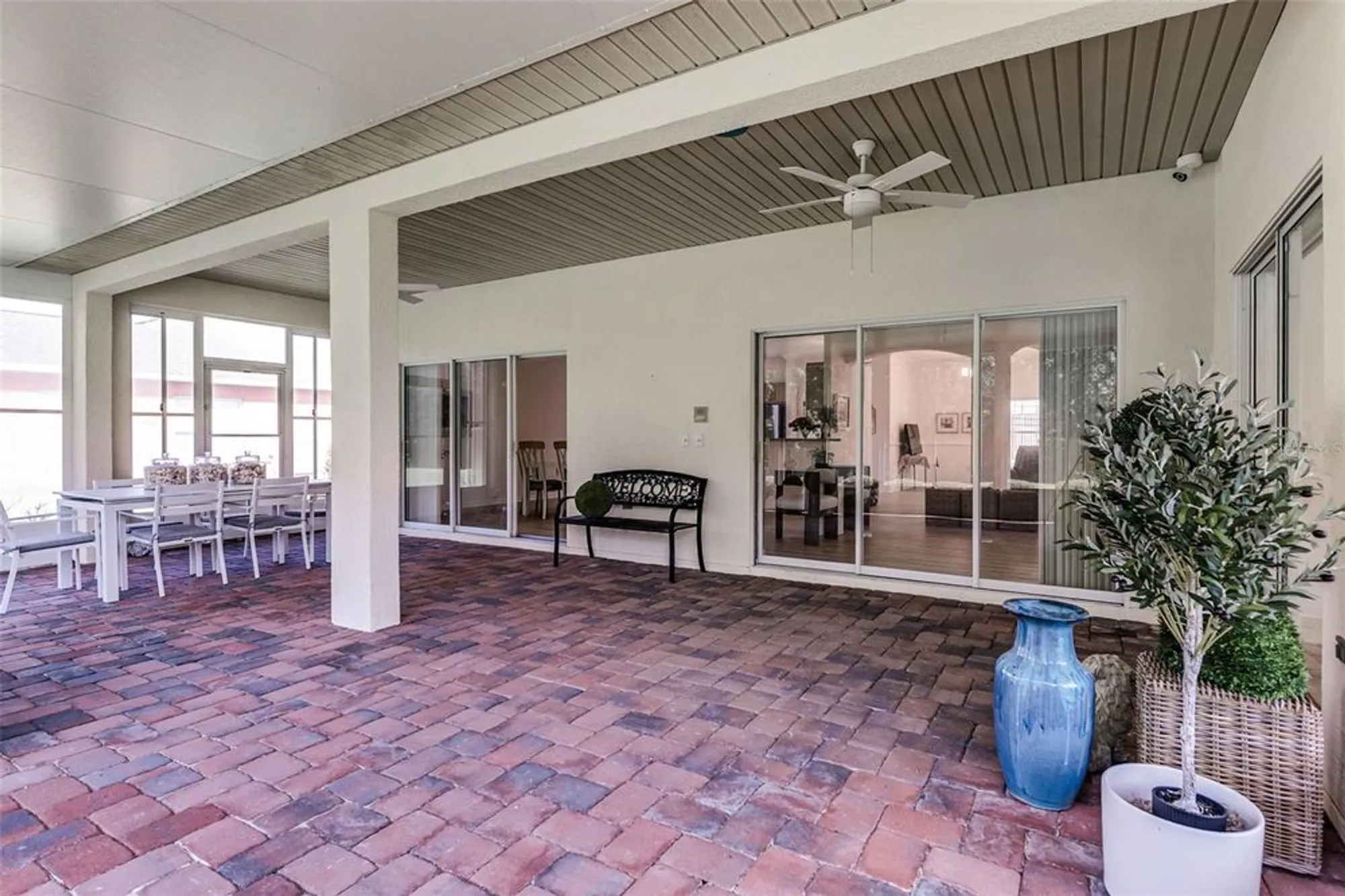 Property Slideshow image 42 of 89 | 917 shorehaven dr, Poinciana, FL, 34759