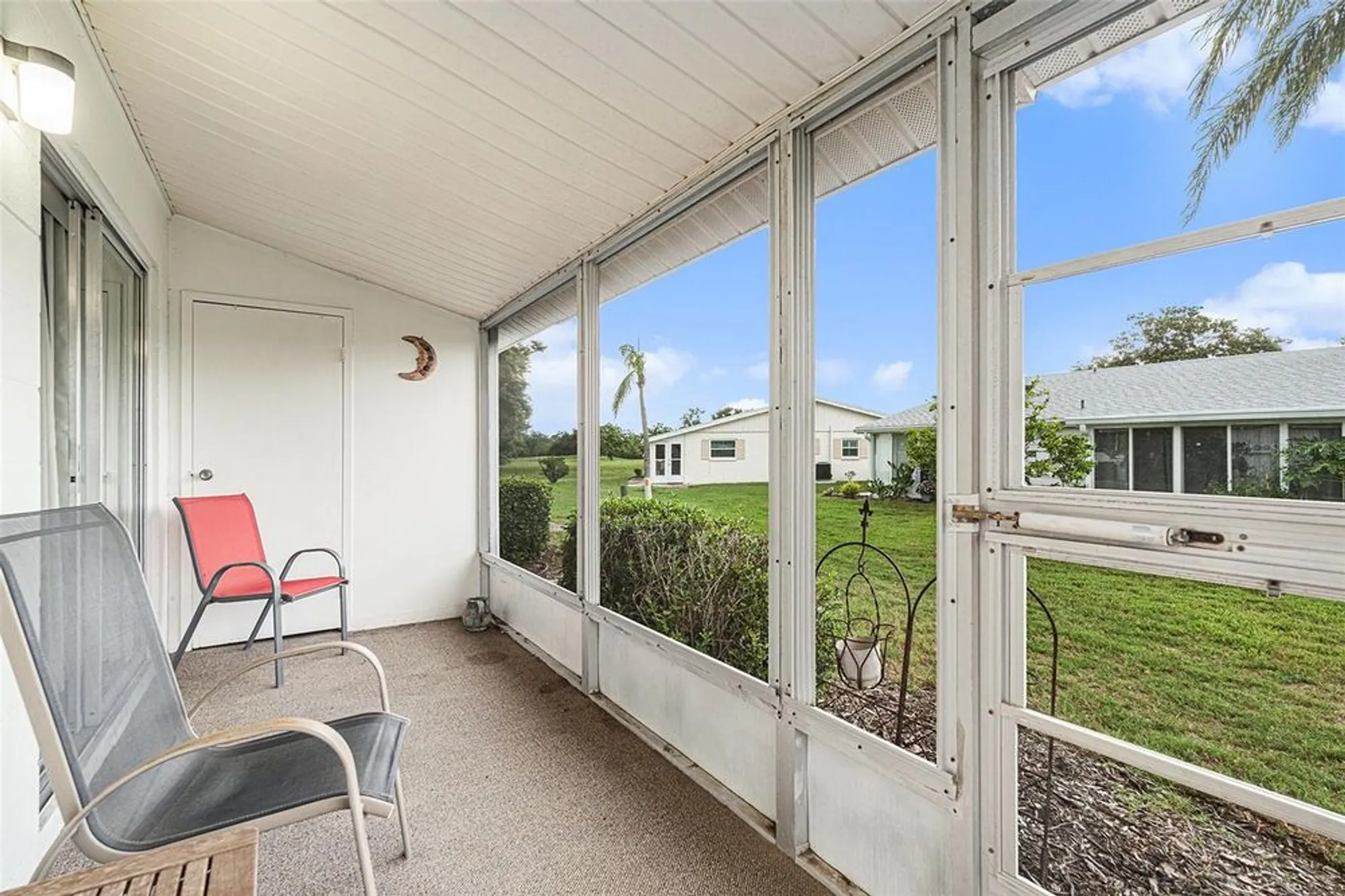 Property Slideshow image 15 of 22 | 301 andover pl 175, Sun City Center, FL, 33573