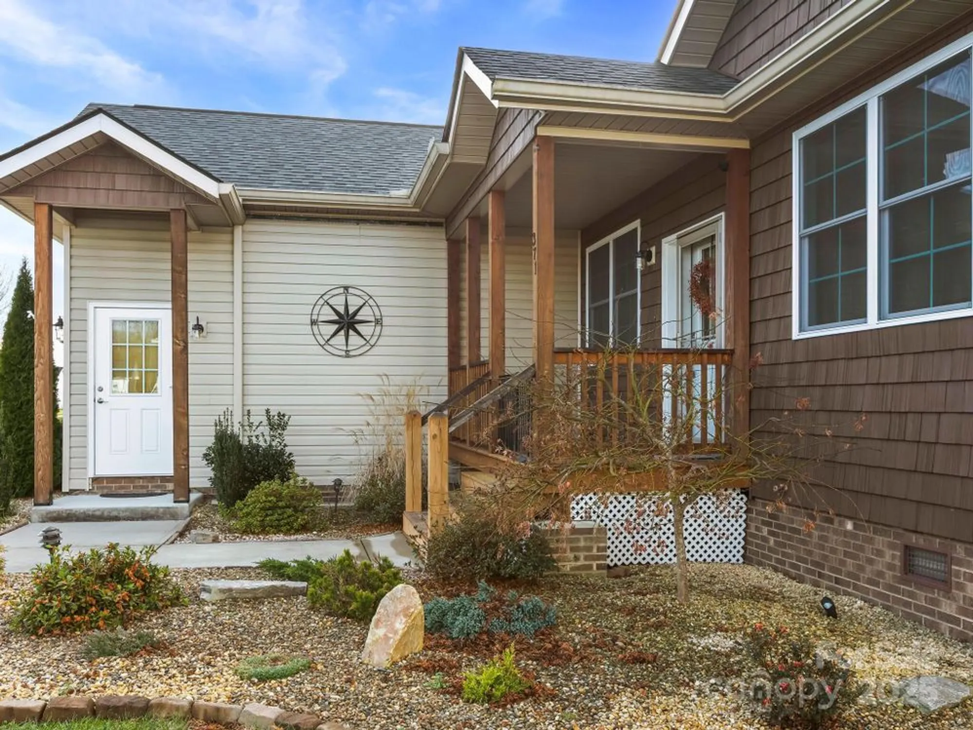 Property Slideshow image 3 of 34 | 371 beechnut dr, Hendersonville, NC, 28739