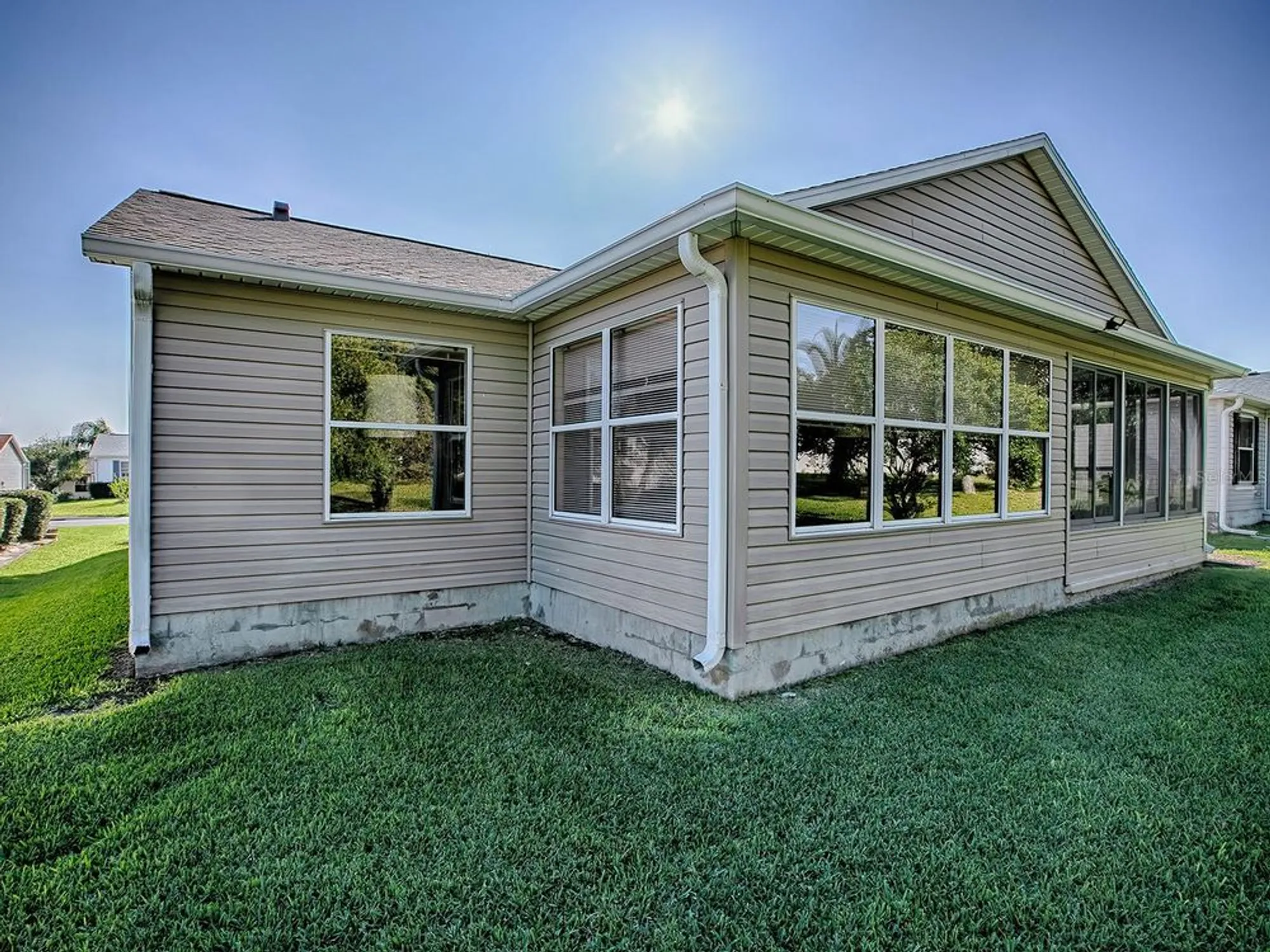 Property Slideshow image 52 of 62 | 16914 se 96th chapelwood cir, The Villages, FL, 32162