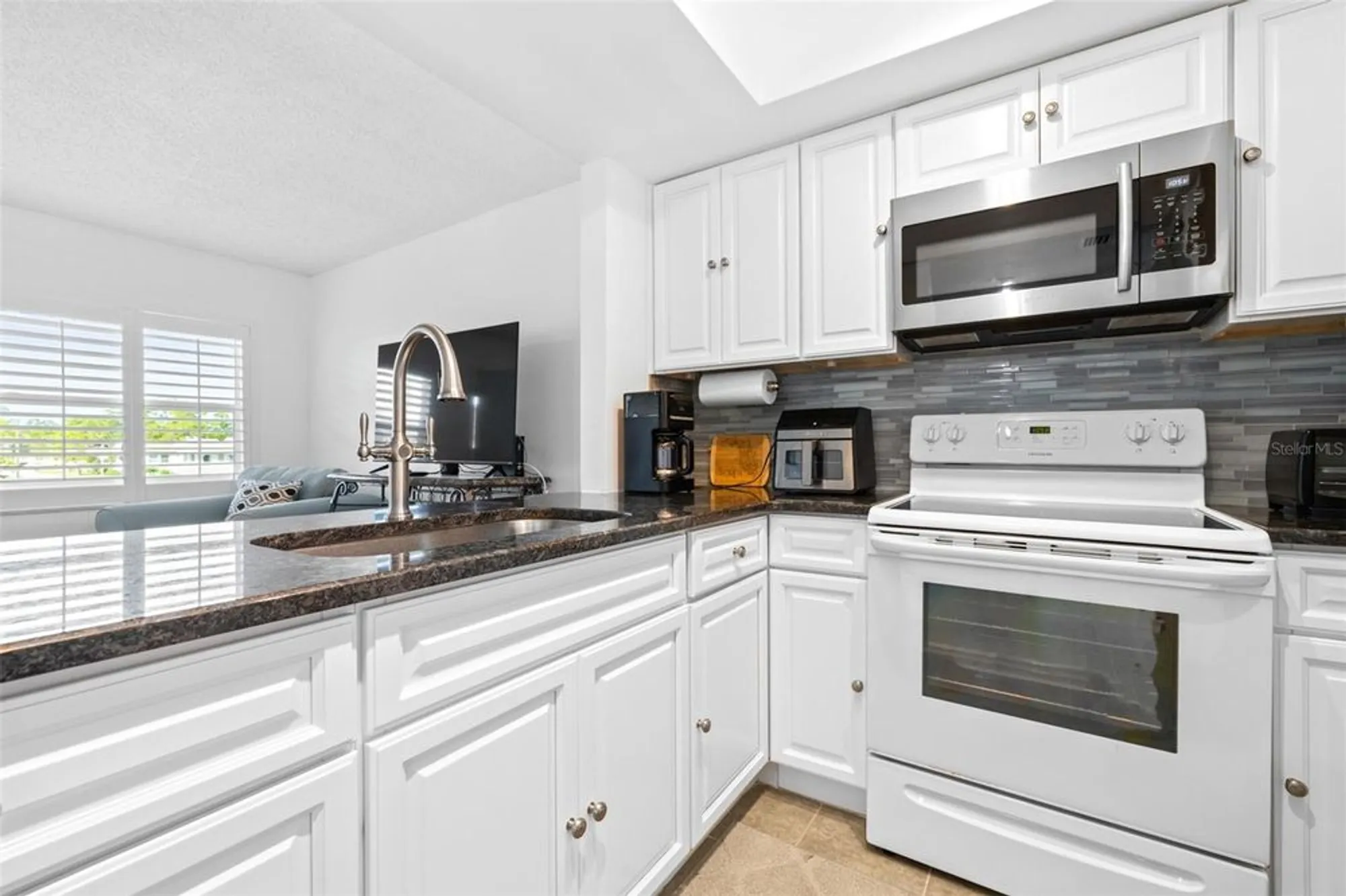 Property Slideshow image 12 of 33 | 1250 s pinellas ave apt 711, Tarpon Springs, FL, 34689