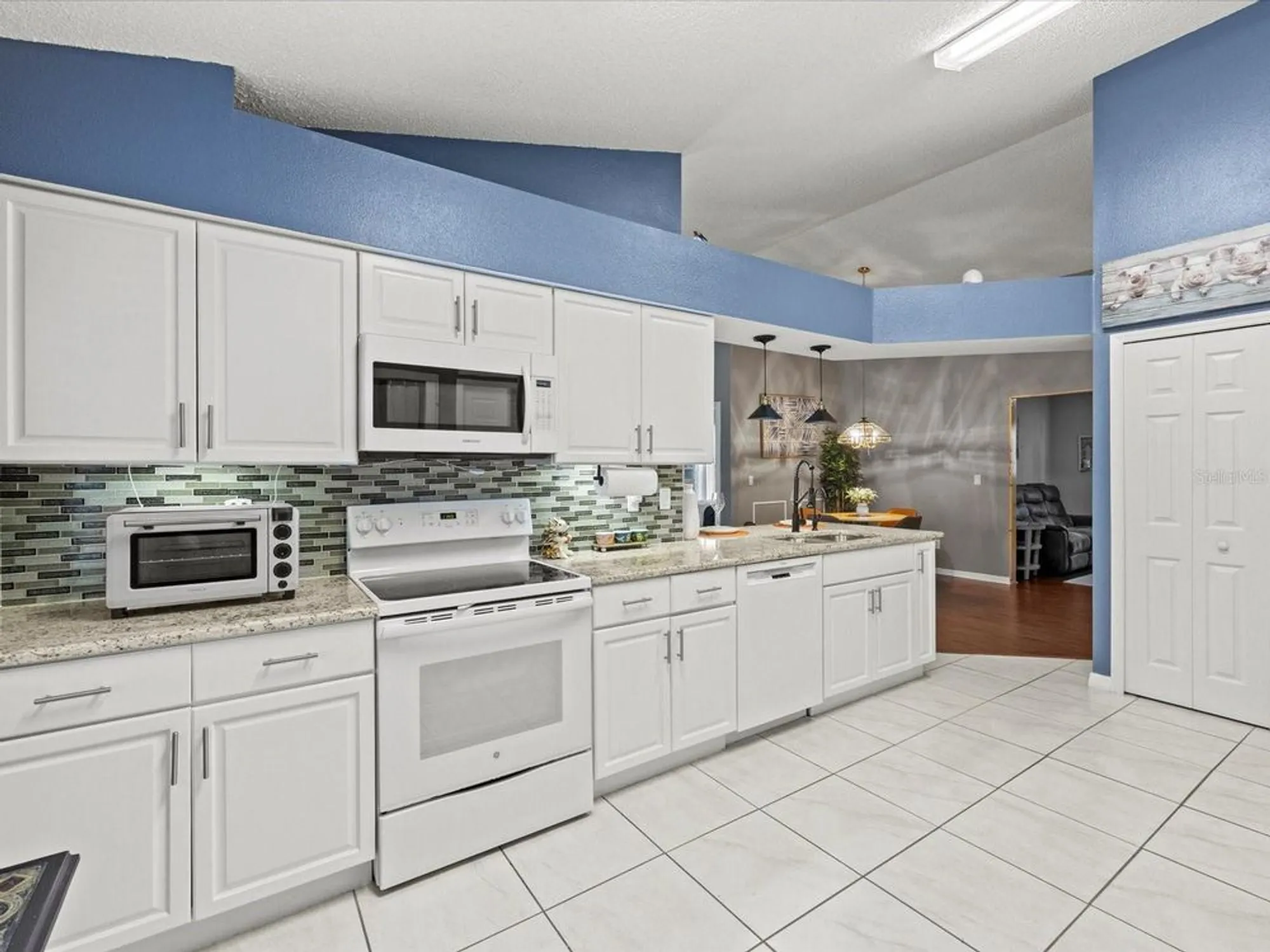 Property Slideshow image 7 of 42 | 4130 capland ave, Clermont, FL, 34711