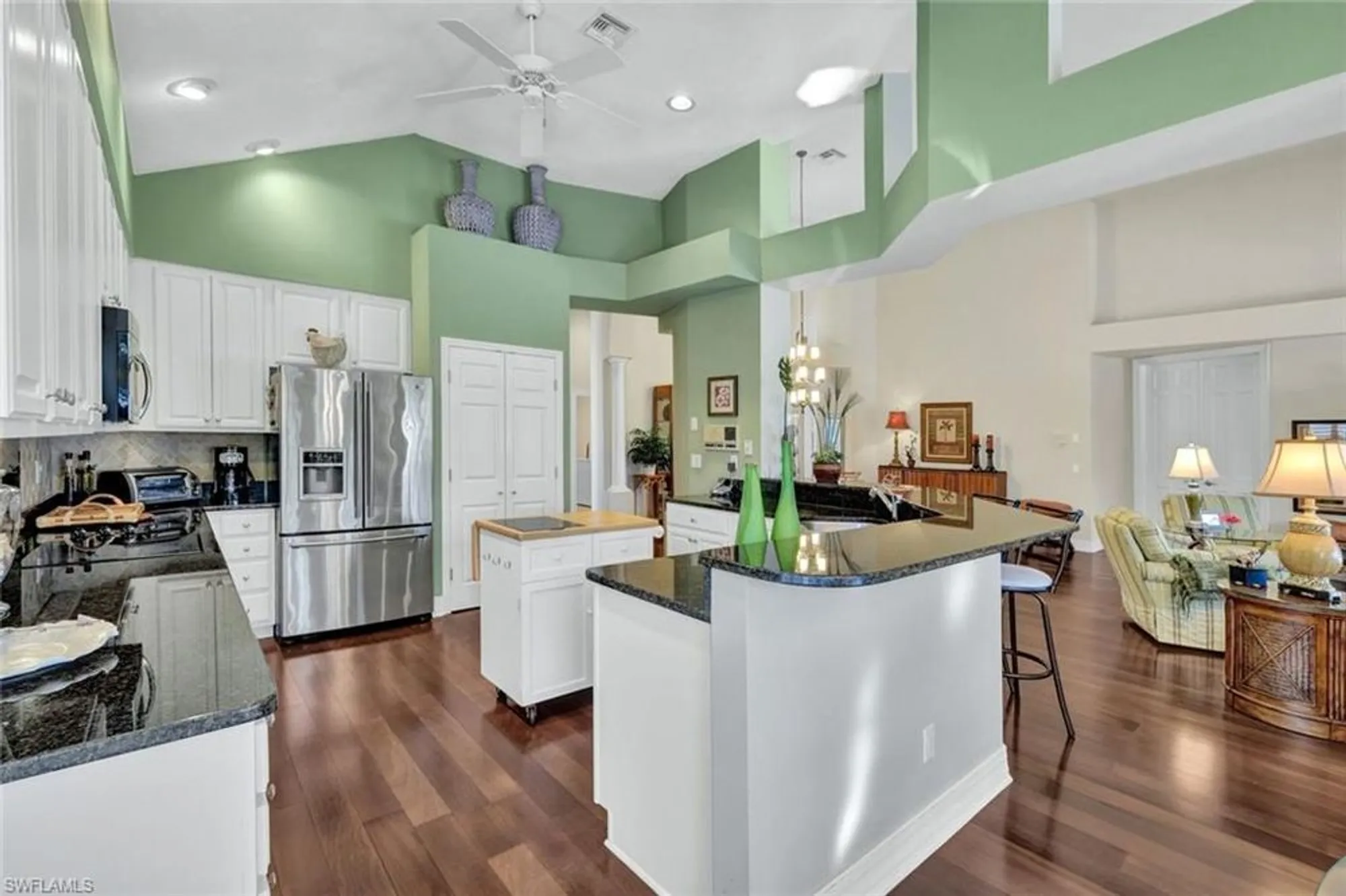 Property Slideshow image 11 of 41 | 26211 siena dr, Bonita Springs, FL, 34134