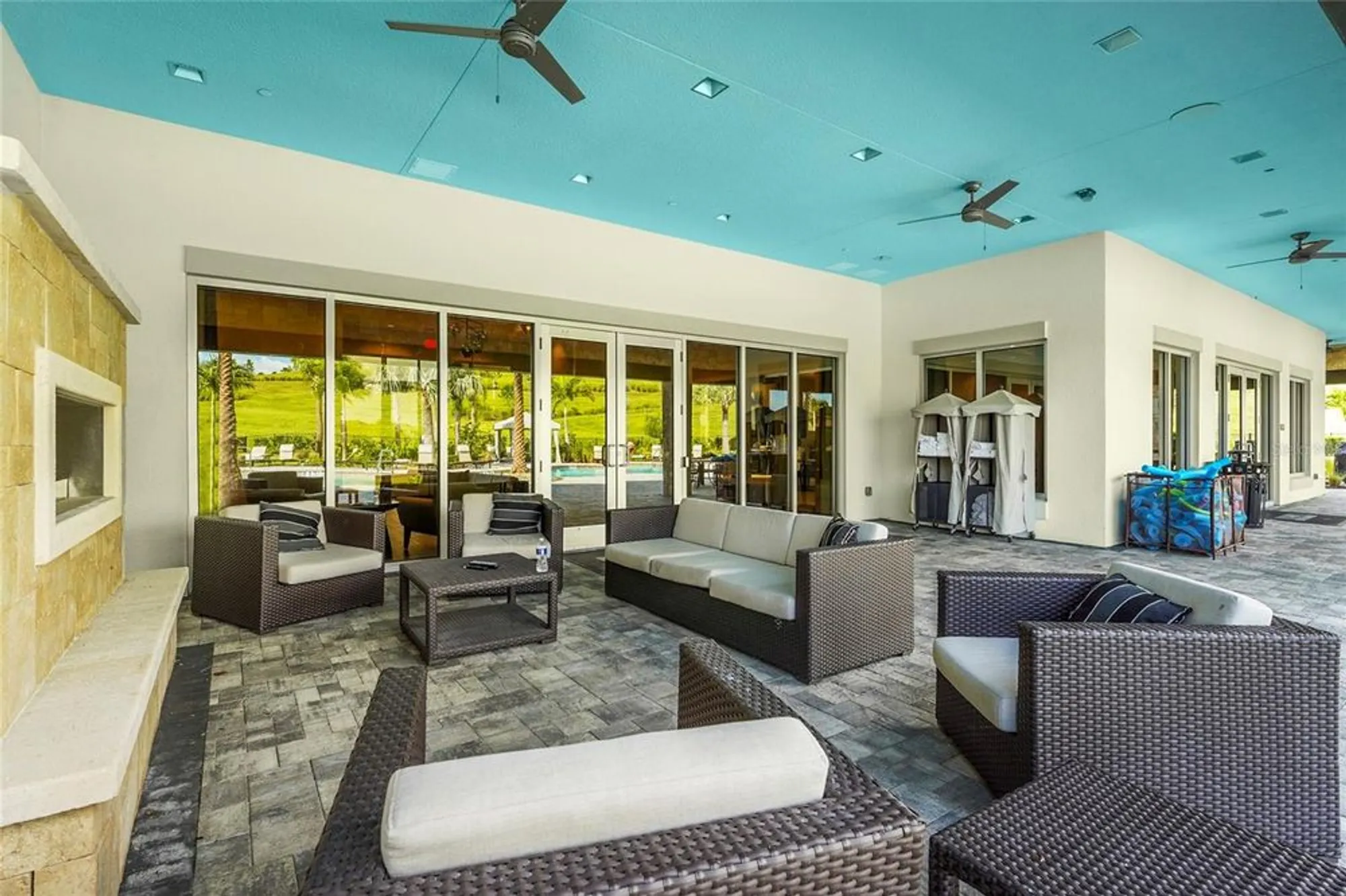 Property Slideshow image 76 of 84 | 6253 mesa gln, Bradenton, FL, 34203