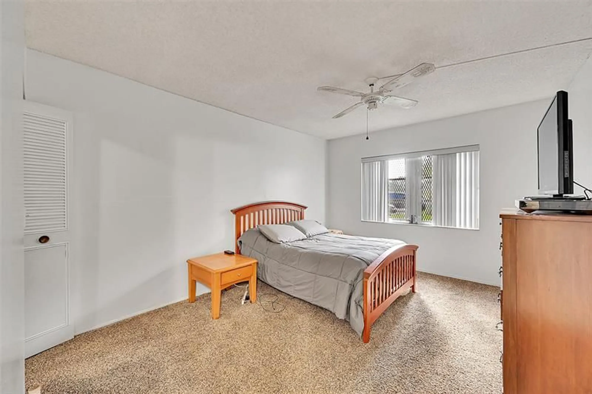 Property Slideshow image 17 of 68 | 2340 sw 22nd ave apt 303, Delray Beach, FL, 33445