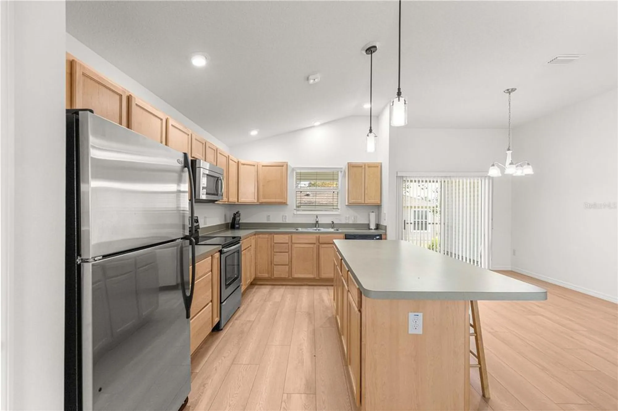 Property Slideshow image 17 of 47 | 2418 hopespring loop, The Villages, FL, 32162