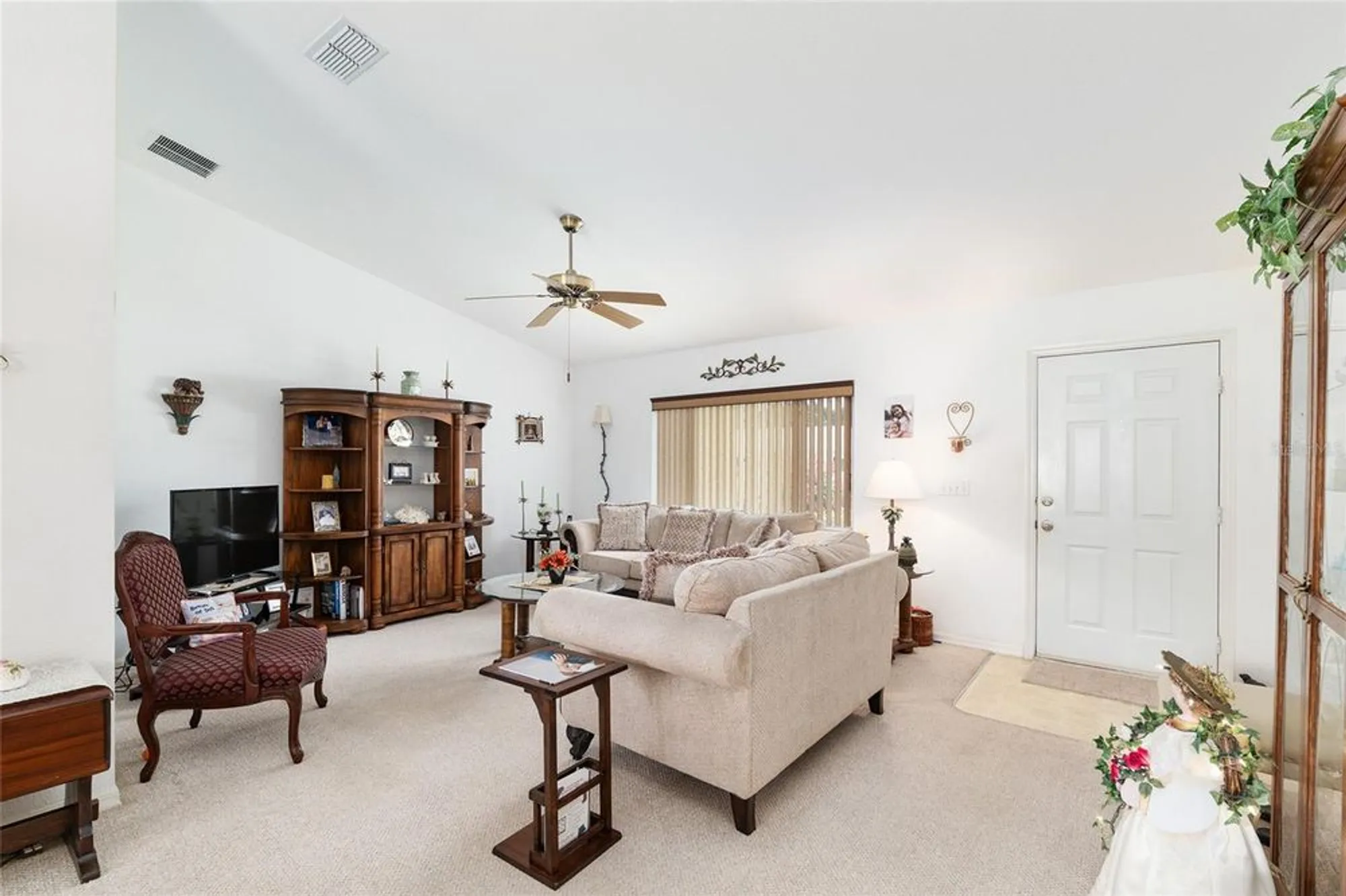Property Slideshow image 10 of 69 | 11335 sw 138th ln, Dunnellon, FL, 34432