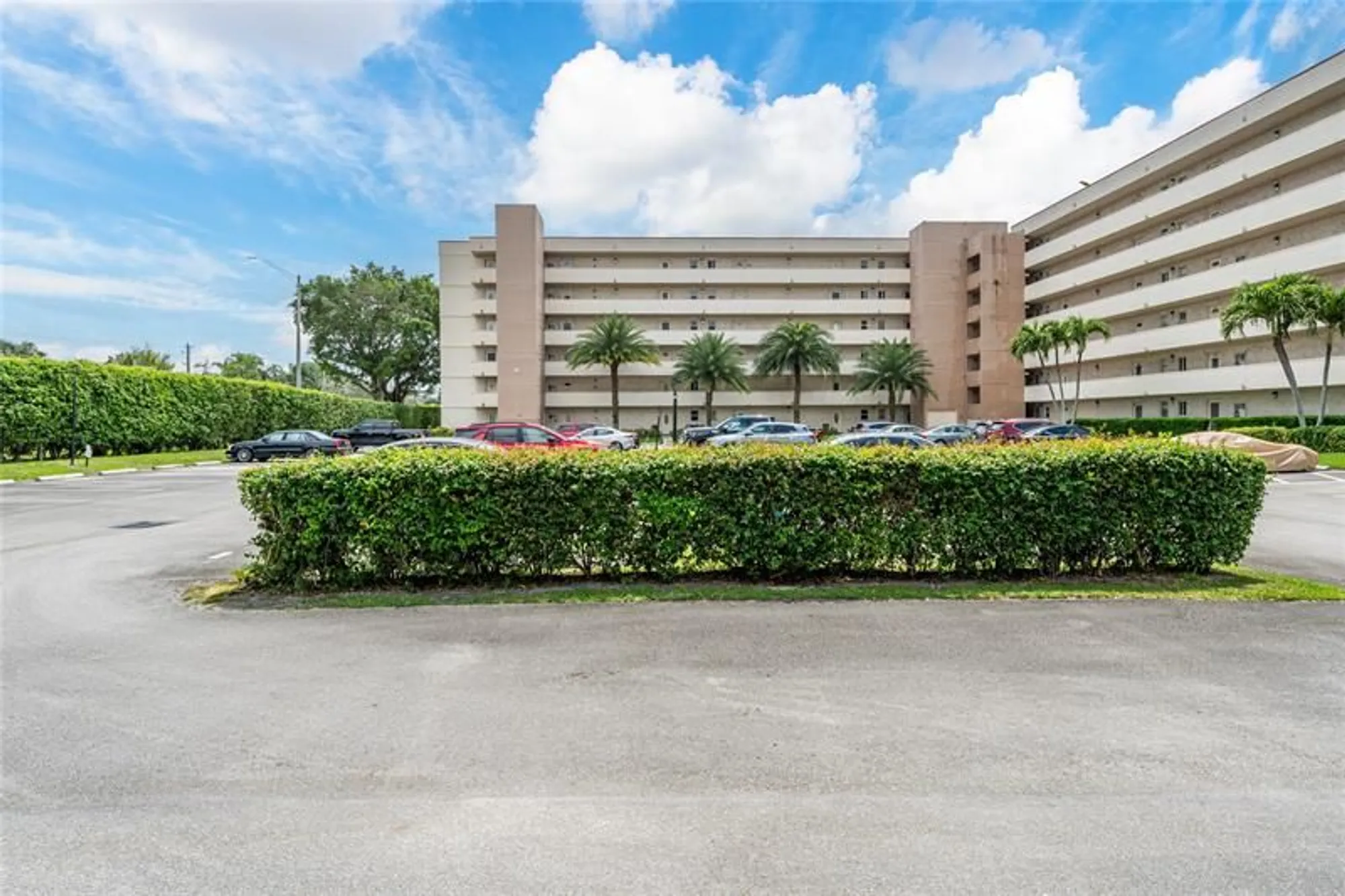Property Slideshow image 16 of 53 | 8900 washington blvd 403a, Pembroke Pines, FL, 33025