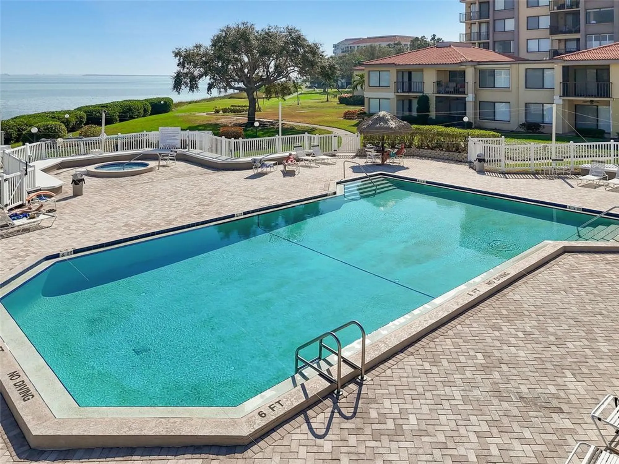 Property Slideshow image 40 of 52 | 6105 palma del mar blvd s apt 120, Saint Petersburg, FL, 33715