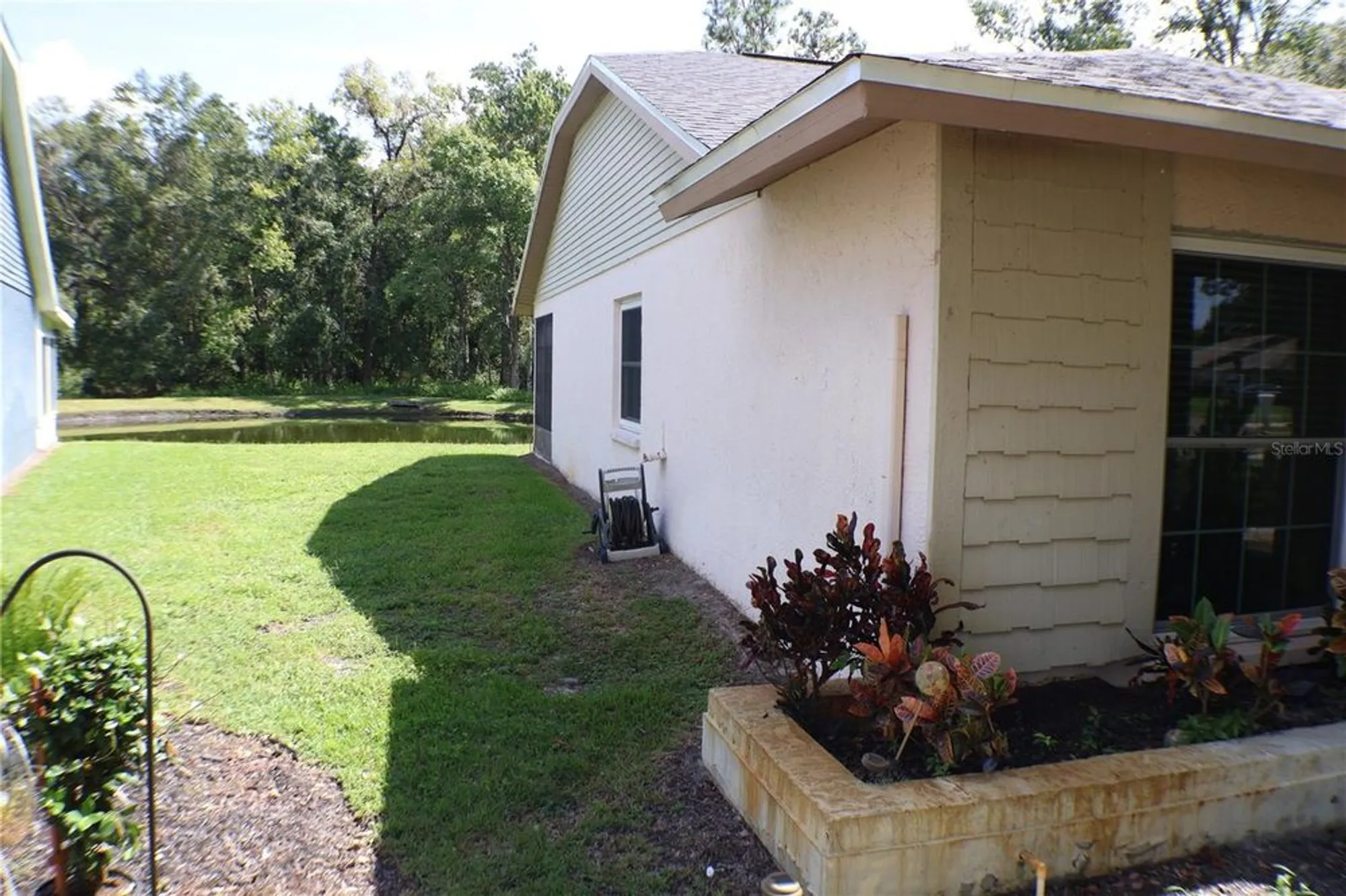 Property Slideshow image 31 of 37 | 11806 white ash dr, New Port Richey, FL, 34654